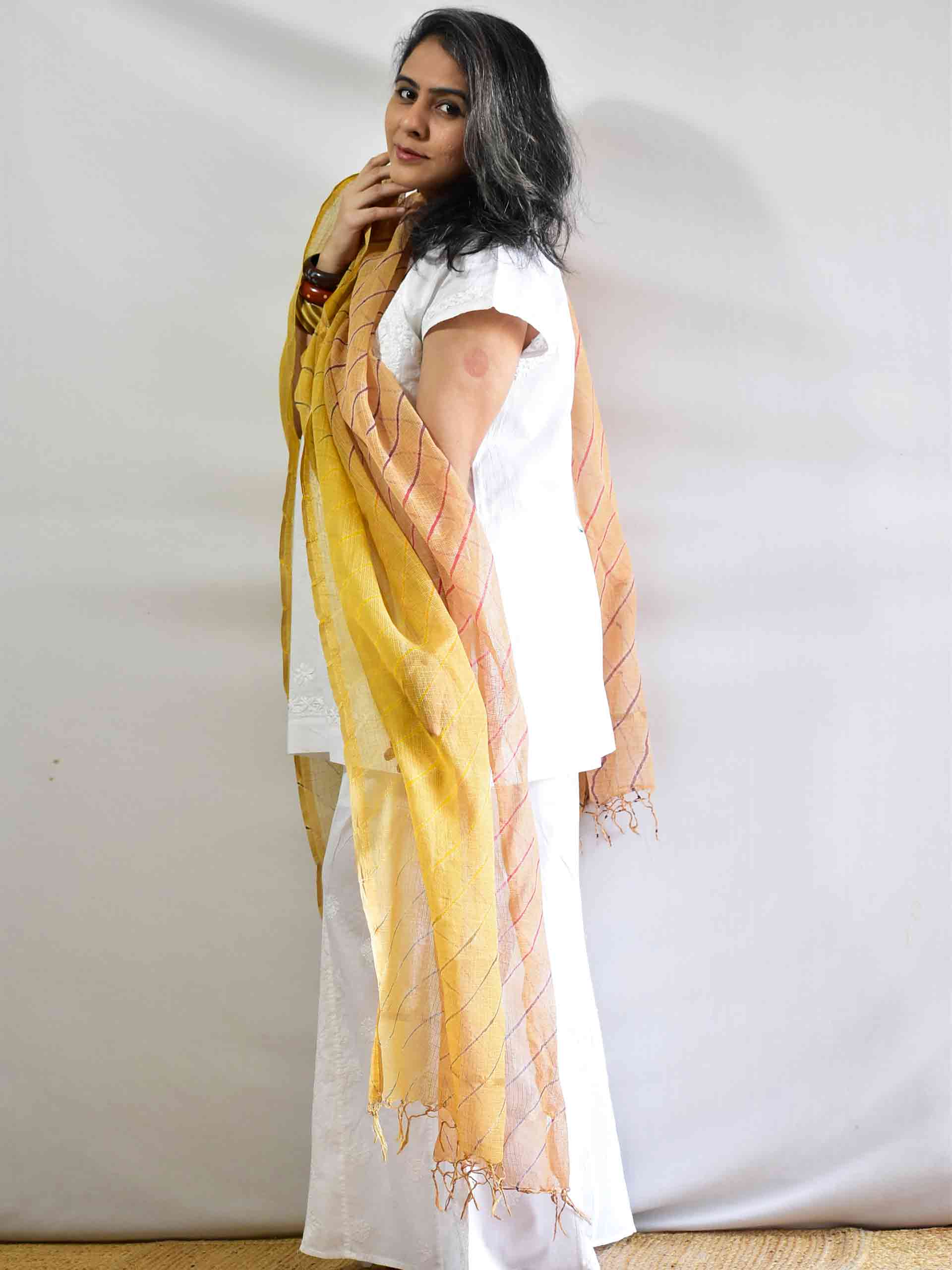 Goraiya - dual shaded leheriya Kota Doria Dupatta