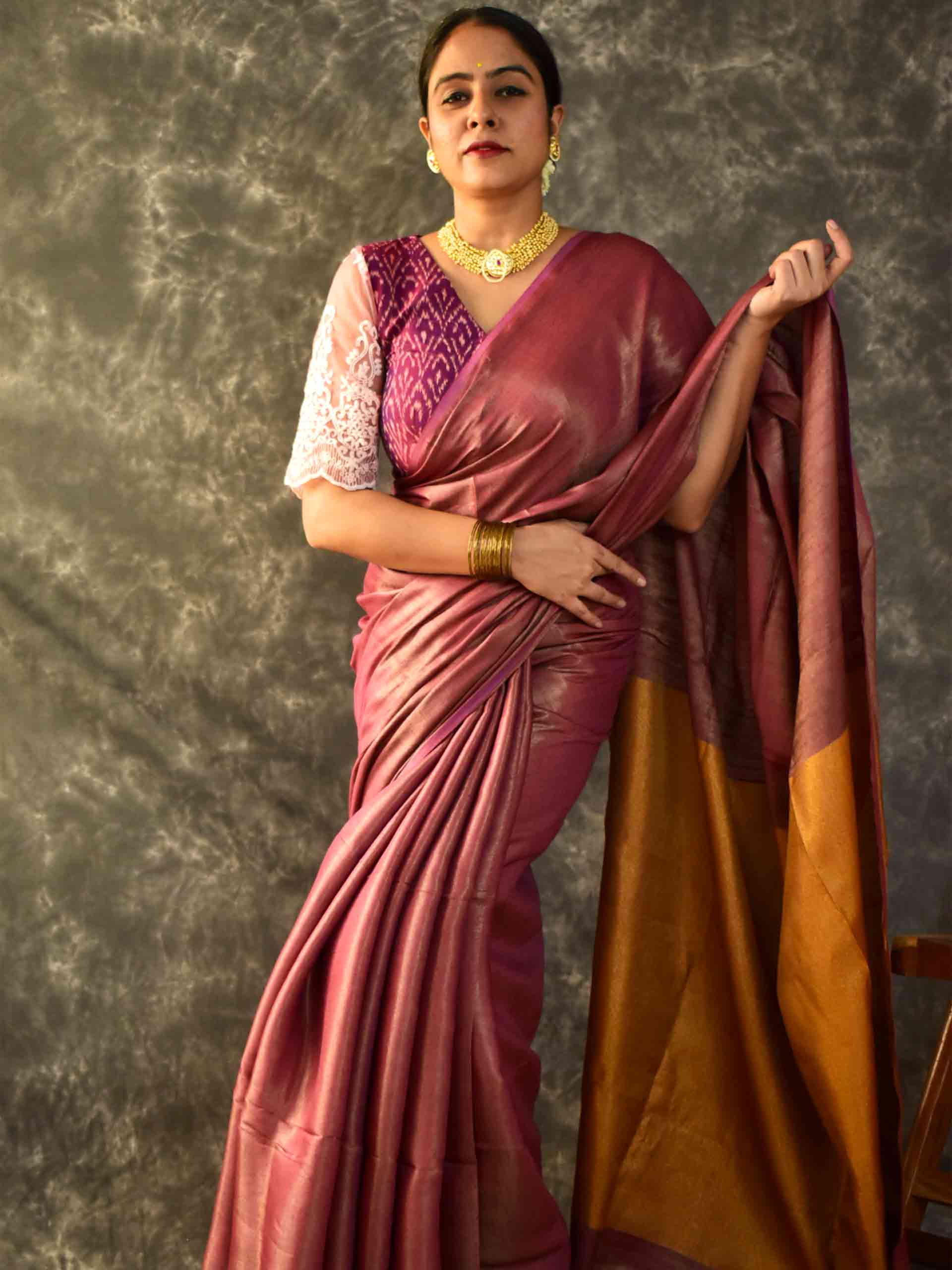 UD014 - Linen Tissue Saree