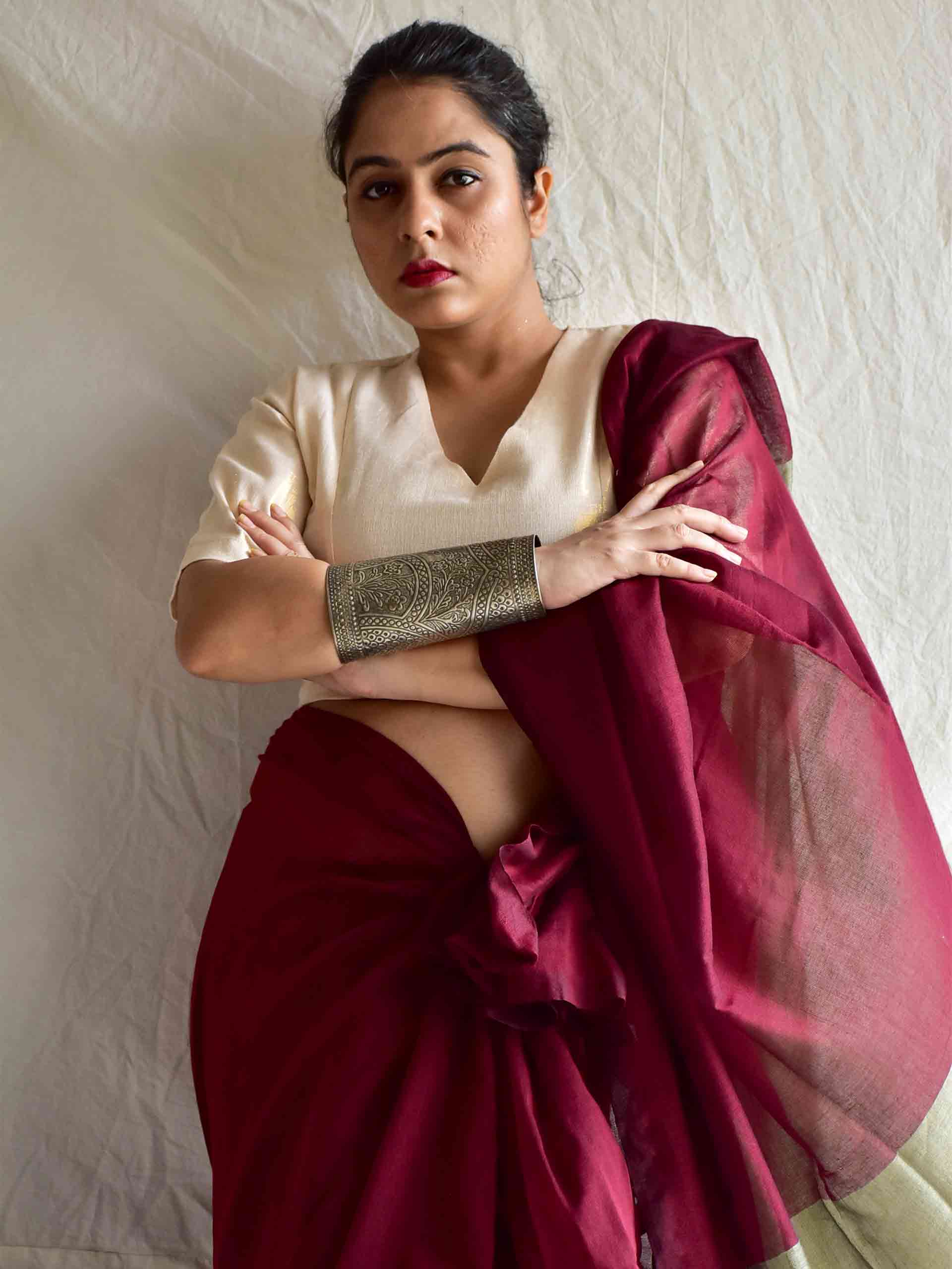 Dual shaded mul cotton saree