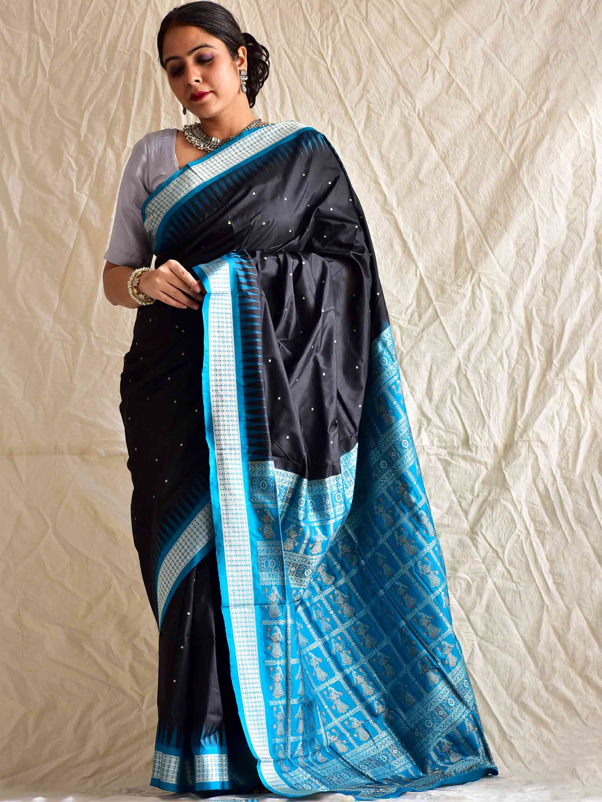 libas - Handwoven Bomkai saree