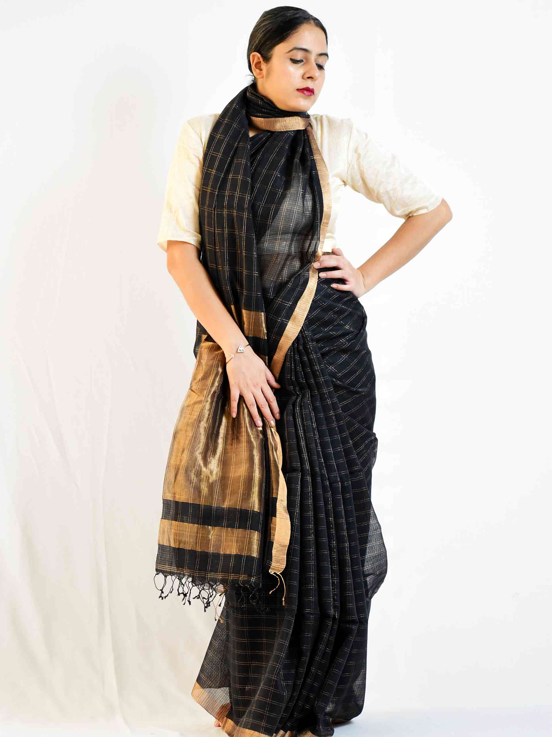 Trendy Bengal Handloom Zari kota saree