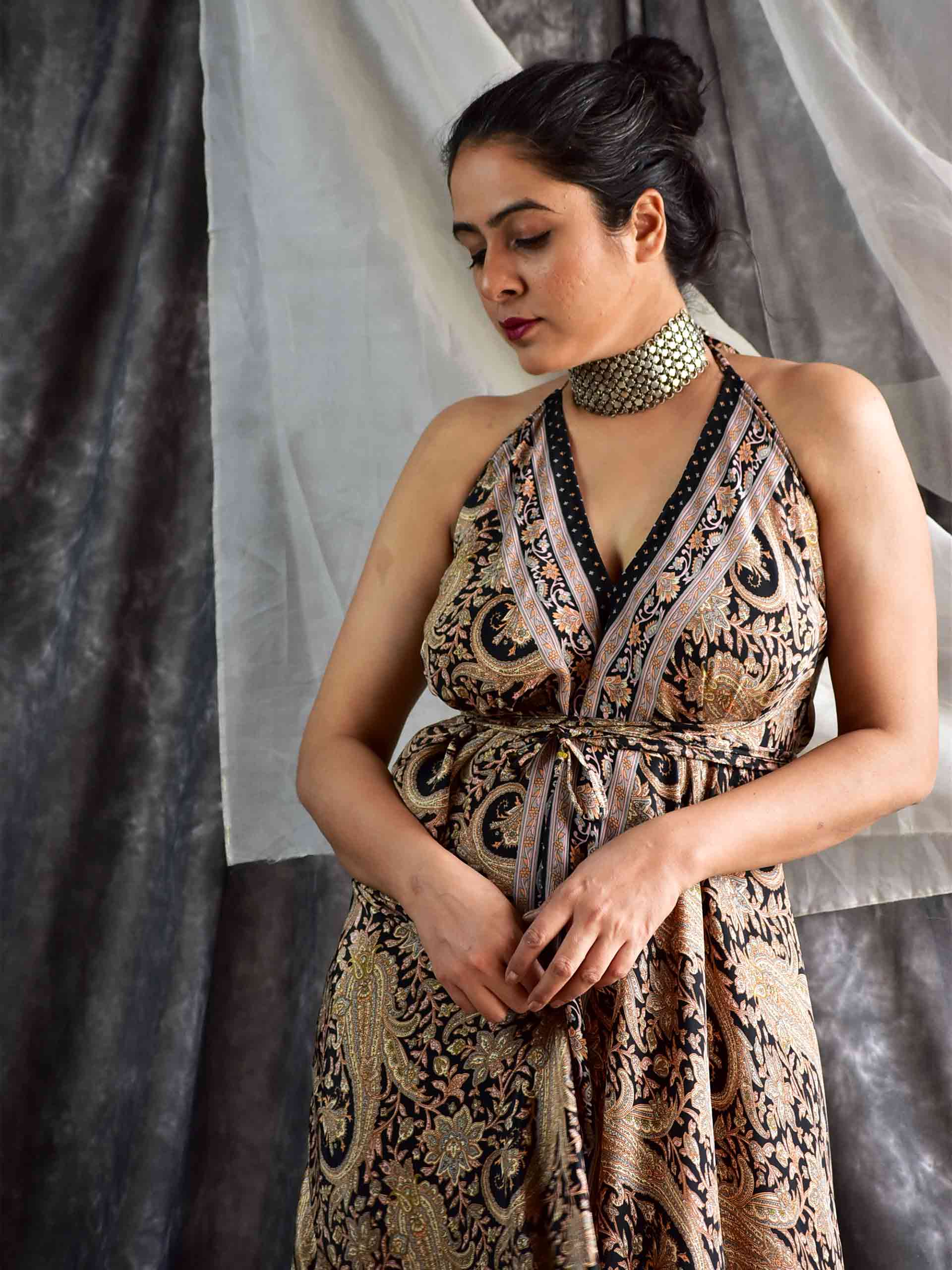 Kesha - halter neck dress