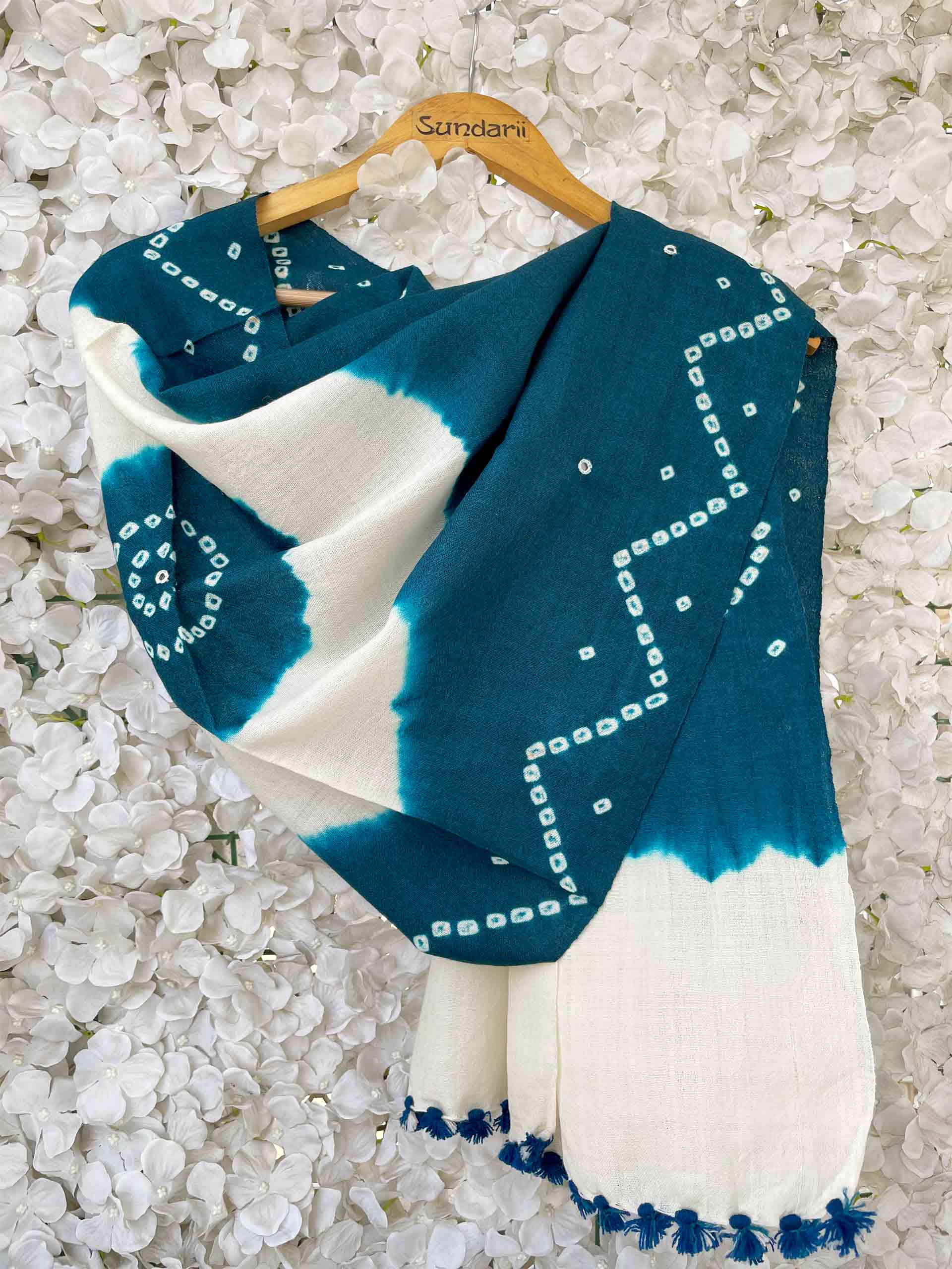 Buy Blue Handloom Merino Wool Embroidered Stole Online