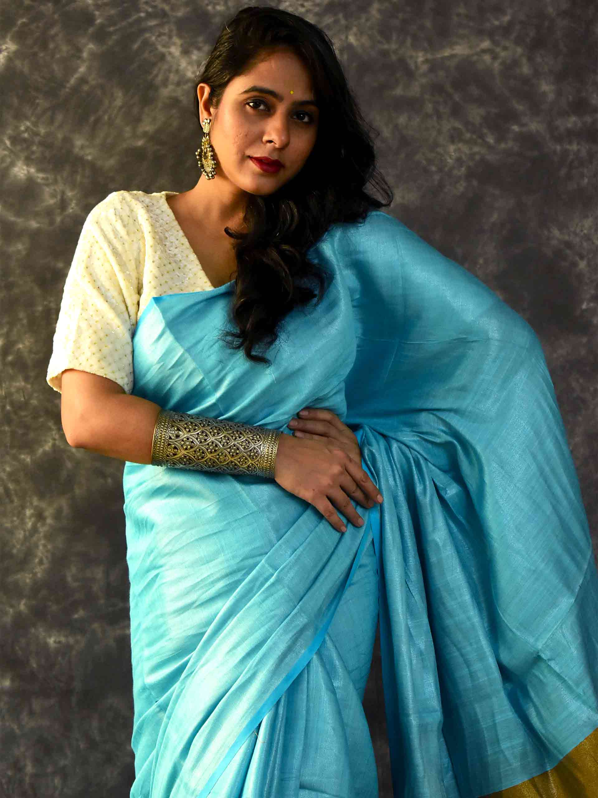 Samundar - Linen Tissue Saree