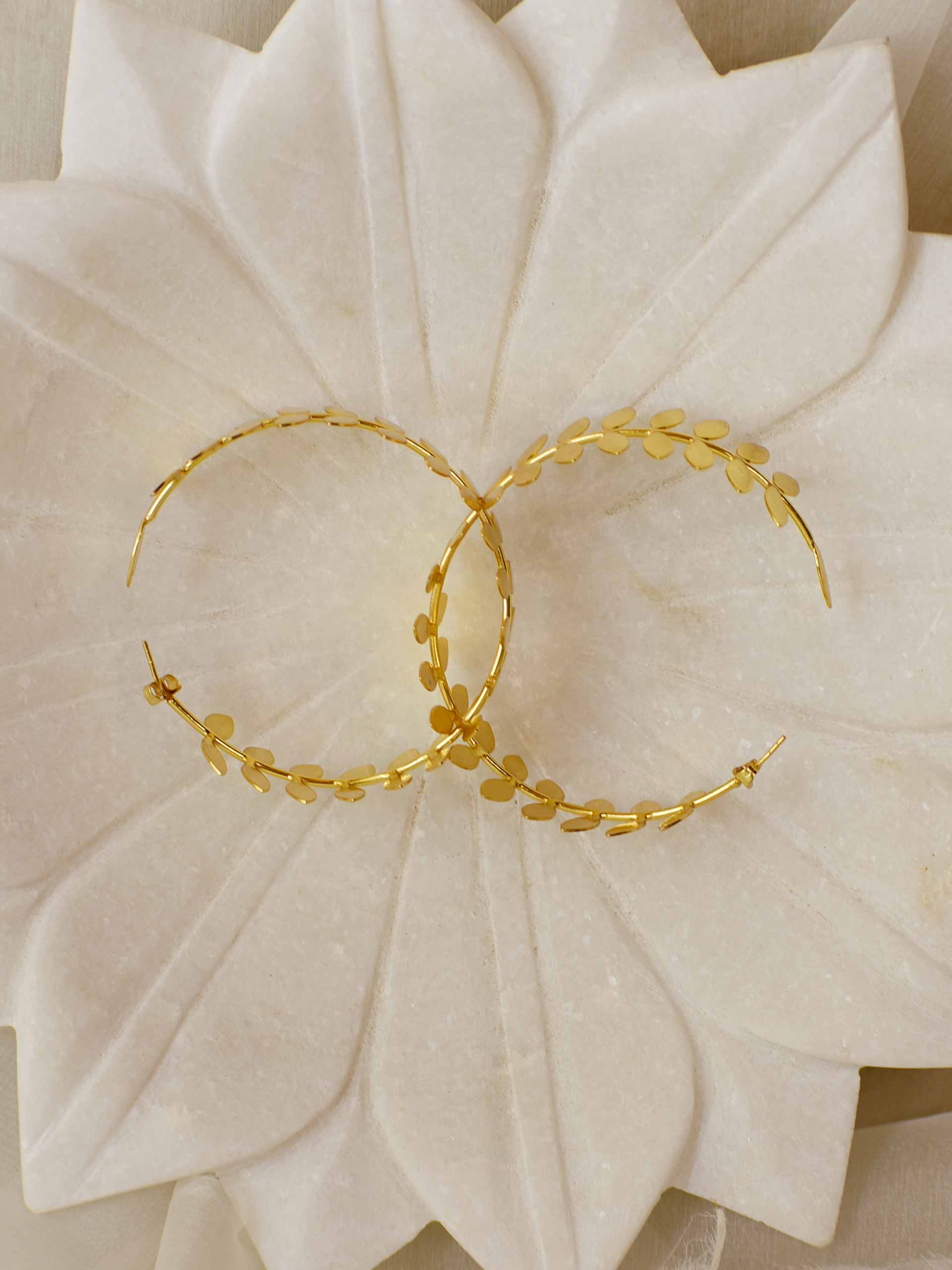 Wreath - Gold plated earrings