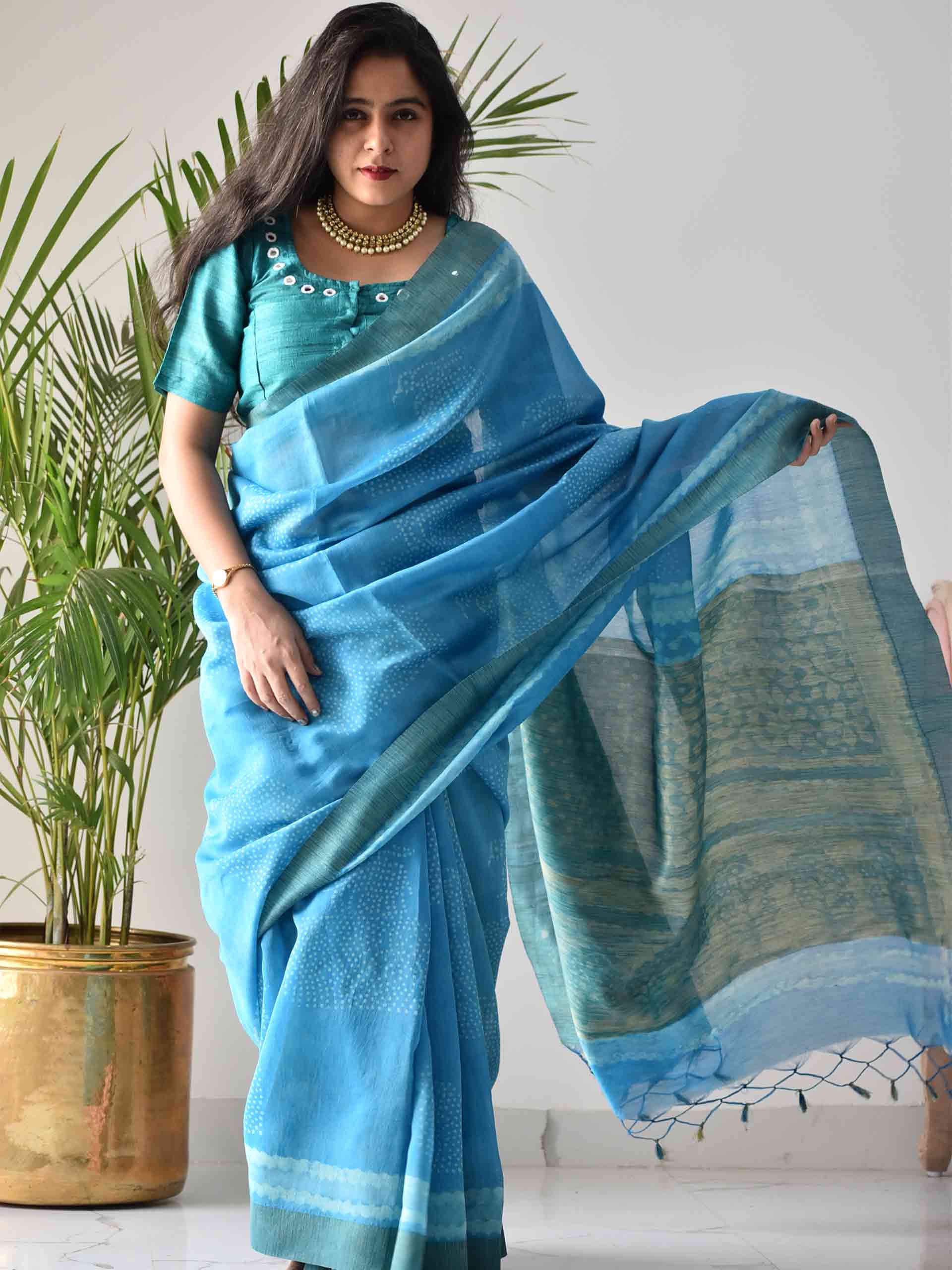 Sky Blue Pola dots Dabu hand block printed Maheshwari silk saree