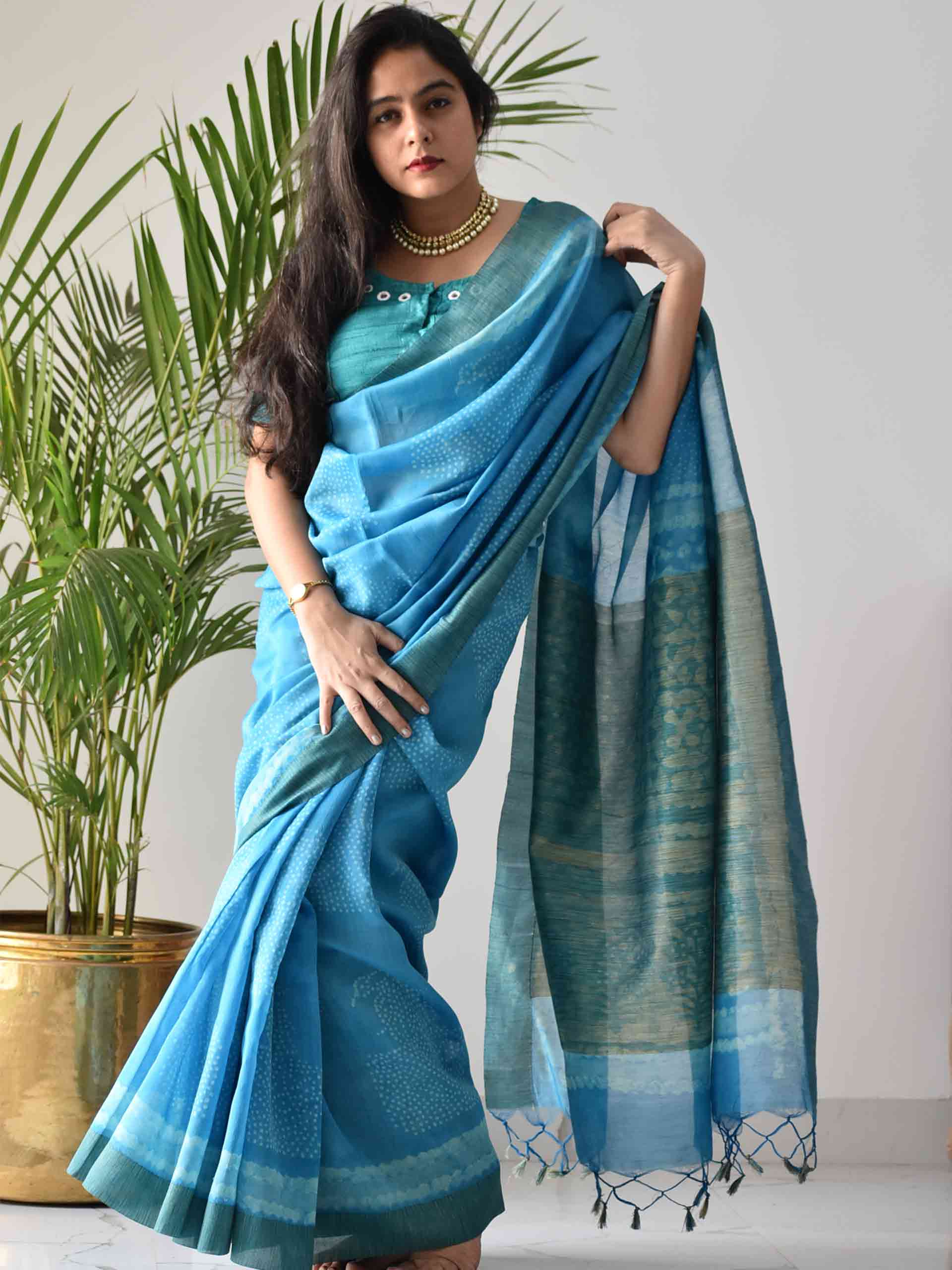 Sky Blue Pola dots Dabu hand block printed Maheshwari silk saree