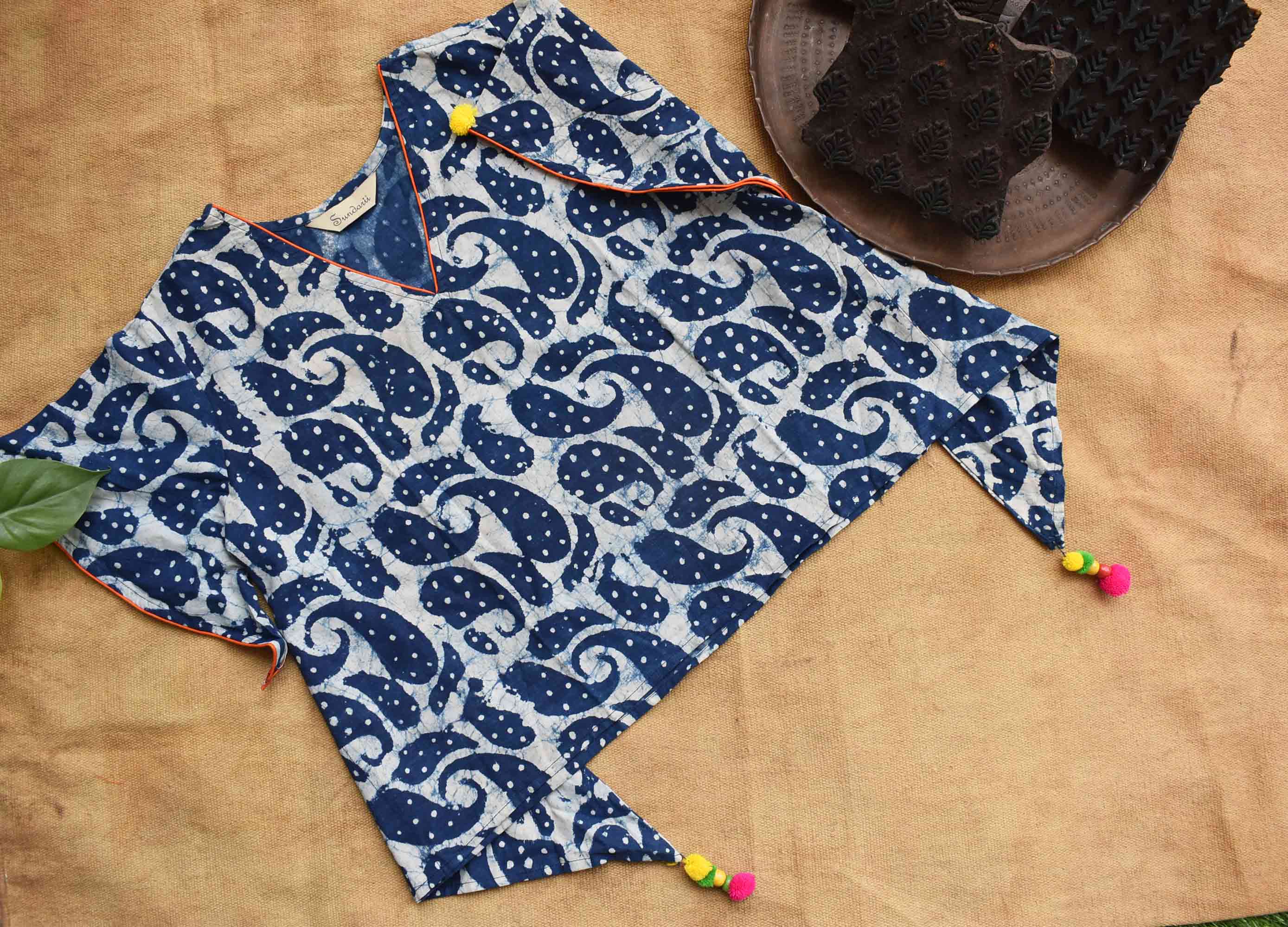 Dabu cotton crop top blouse