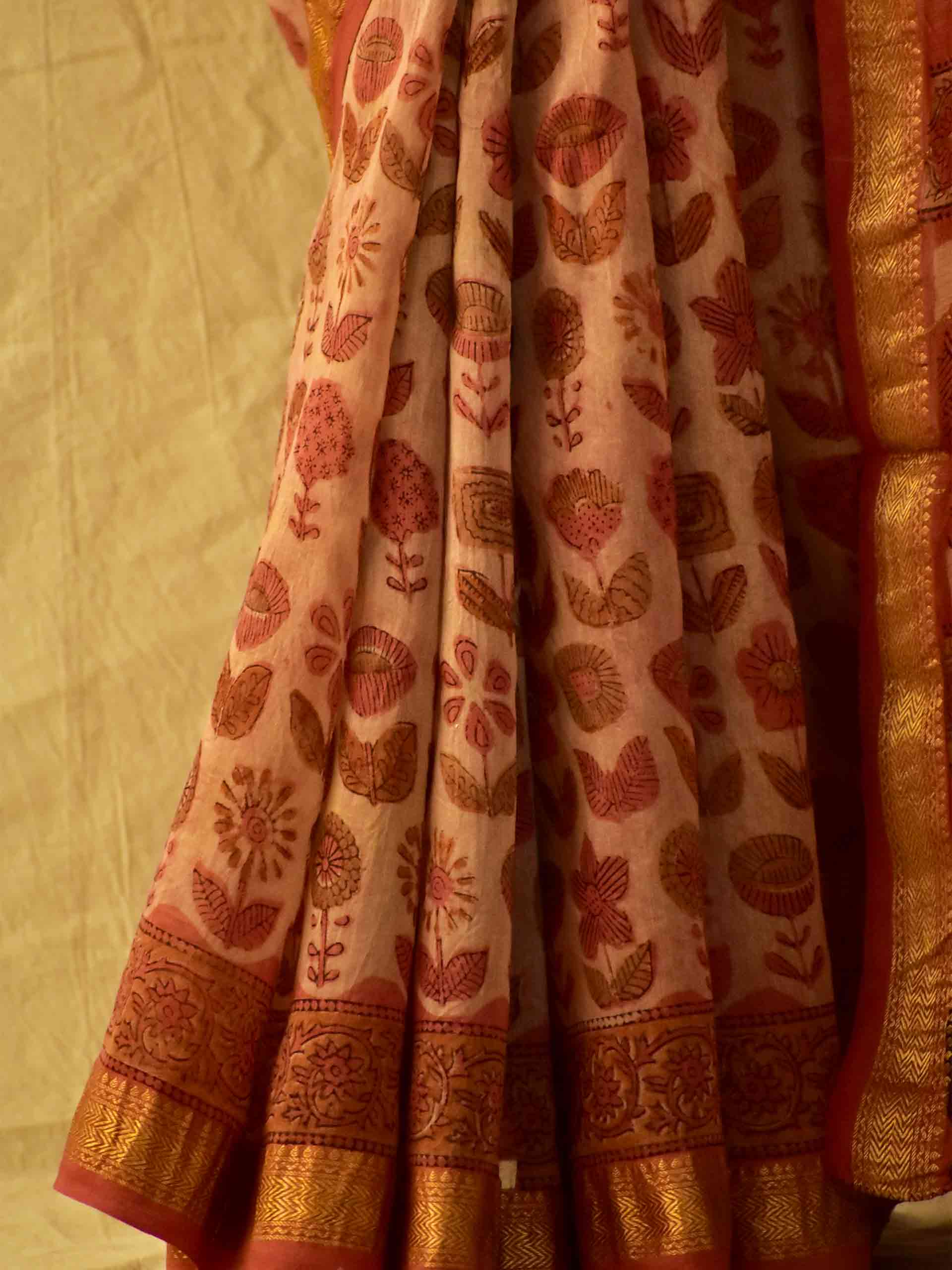 Mala - Dabu Maheshwari silk saree