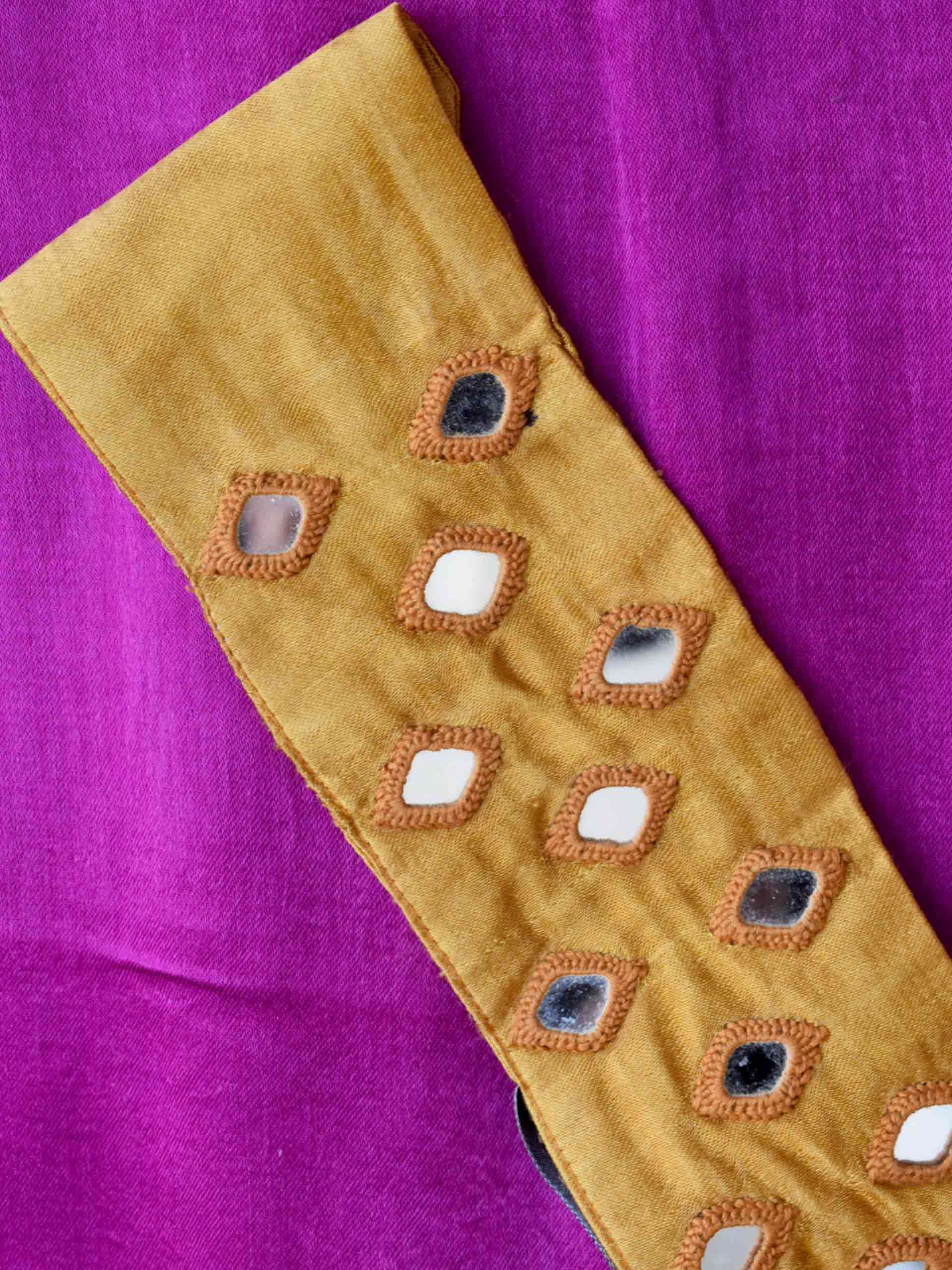 Buy Belt Saree