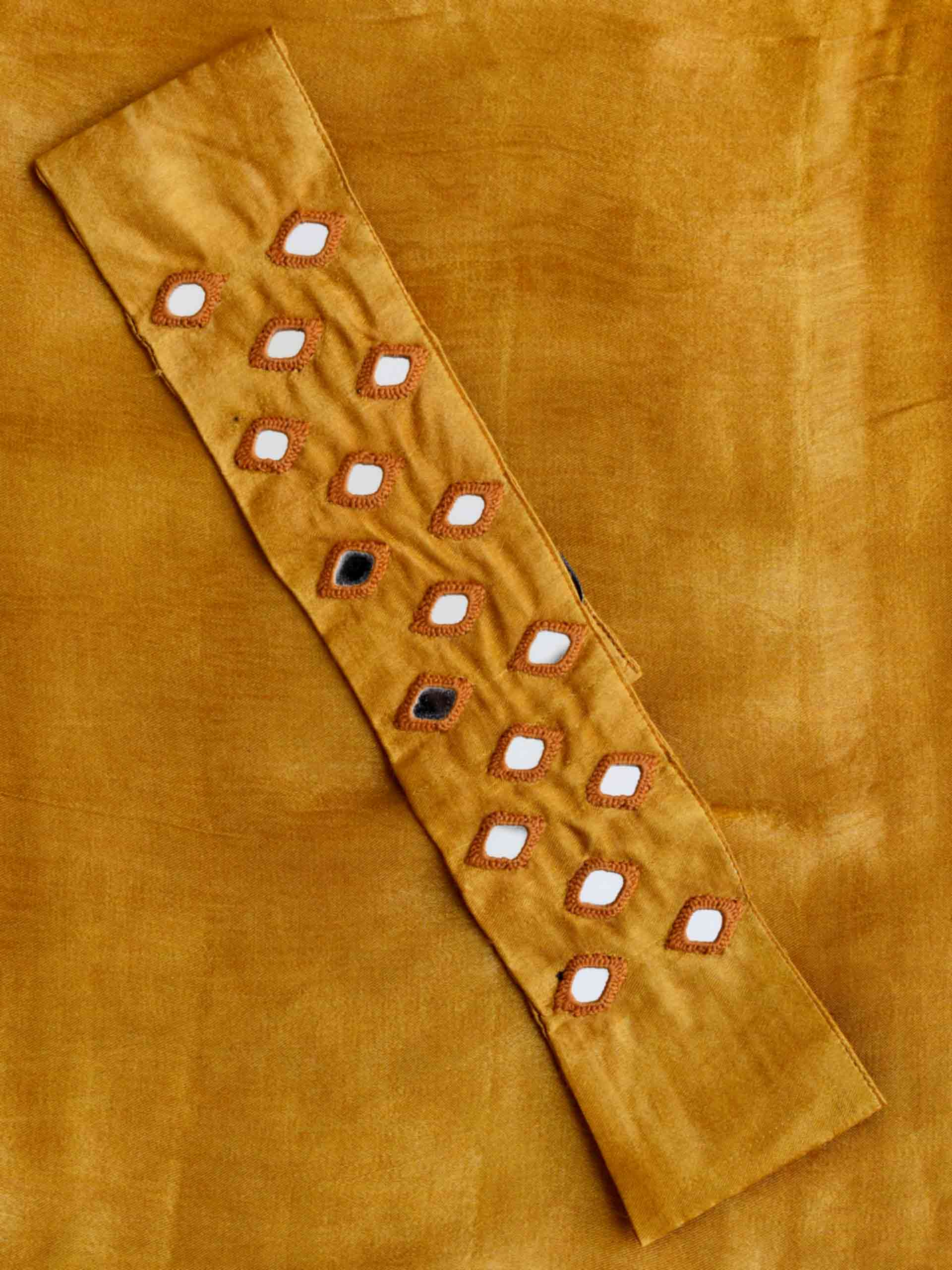 Buy Belt Saree