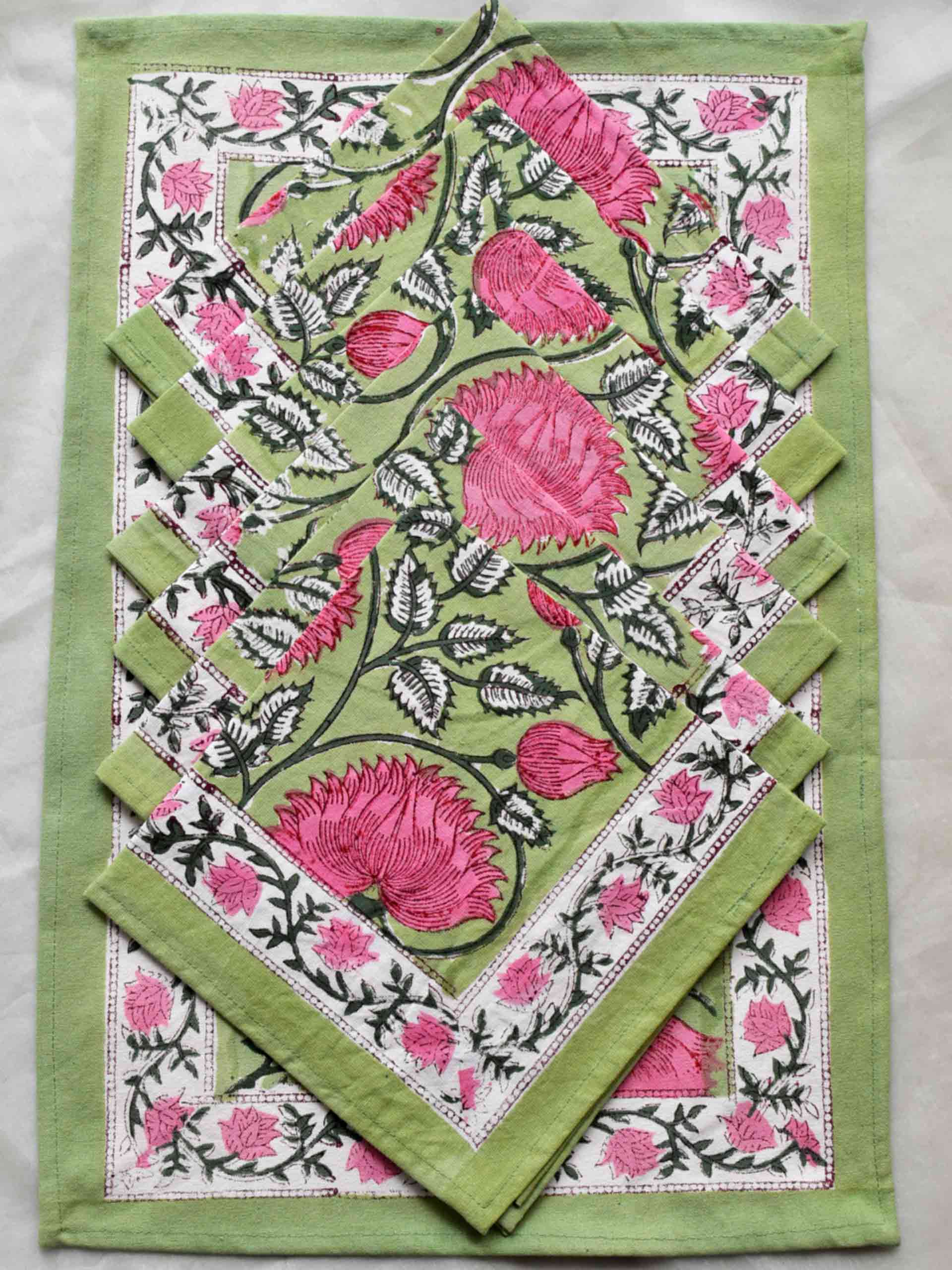 Green forest - Table mat and napkin set of 6