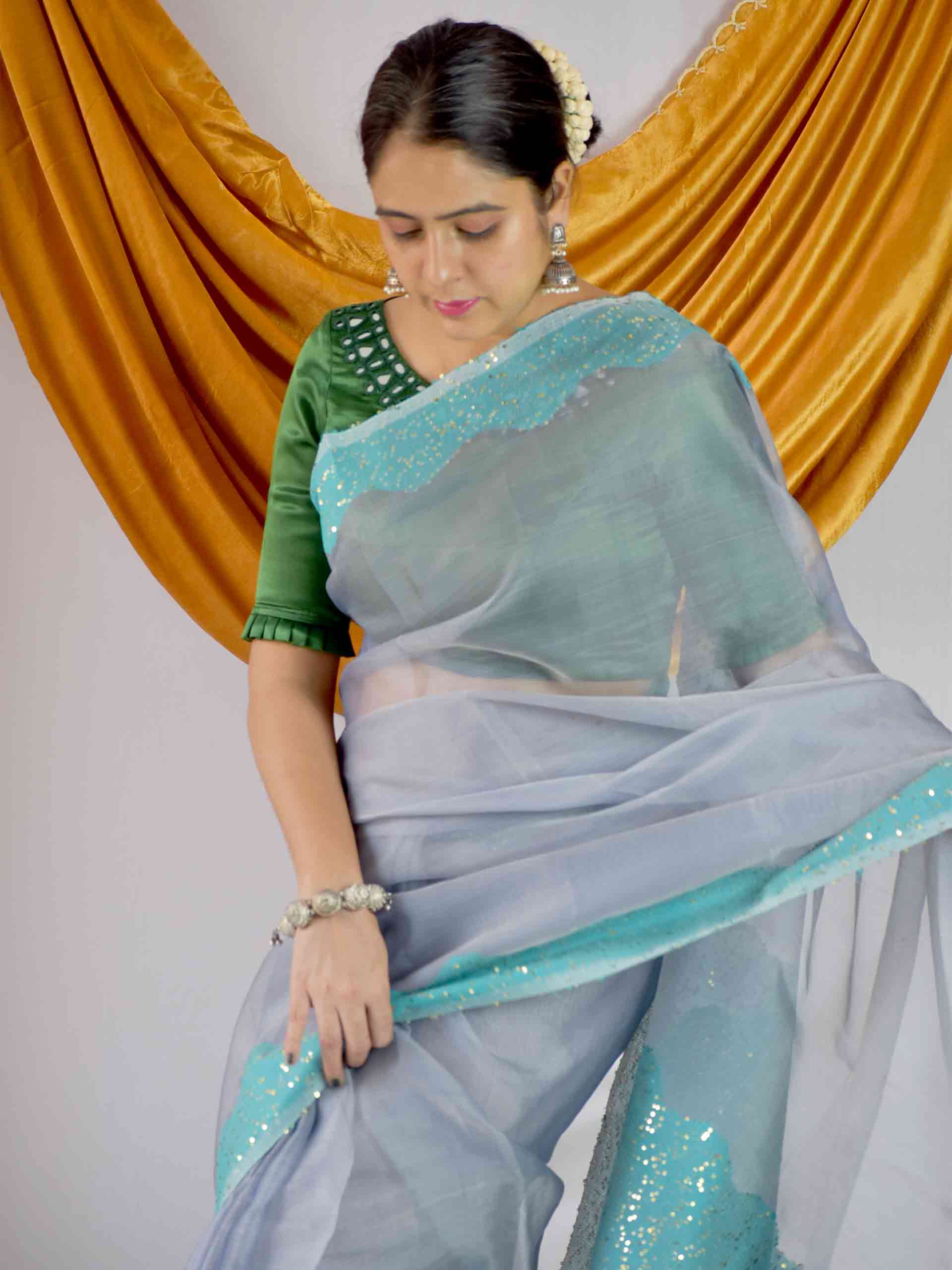Buy Handwoven Matka silk Saree