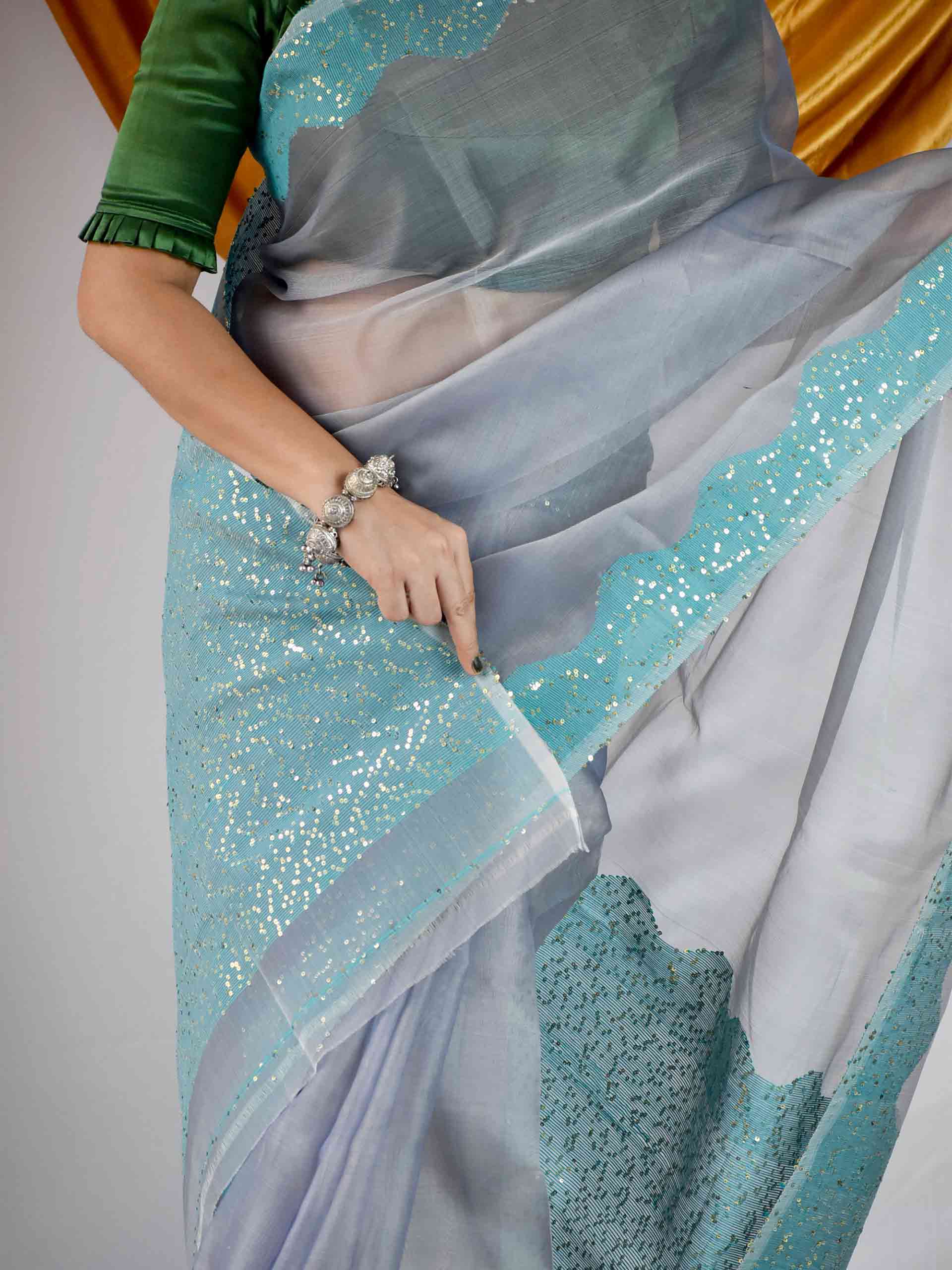 Buy Handwoven Matka silk Saree
