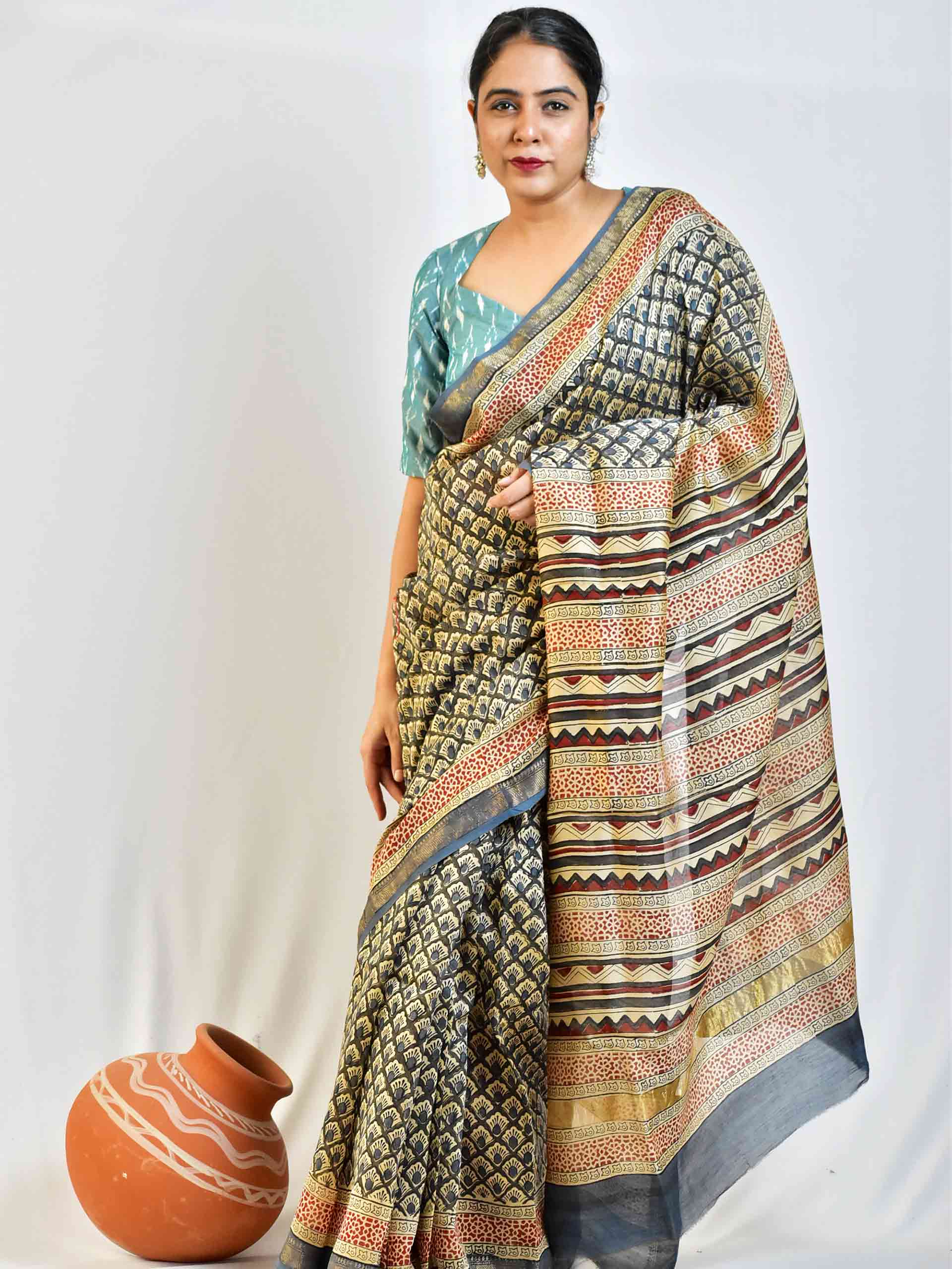 chahat - Dabu Maheshwari silk saree