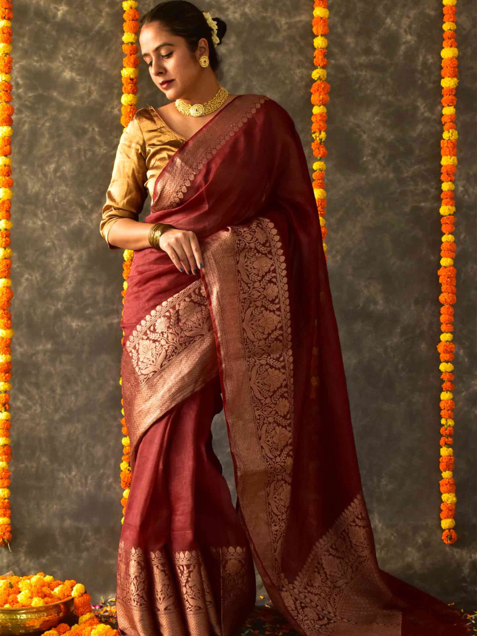 Mitwa - Linen zari Saree