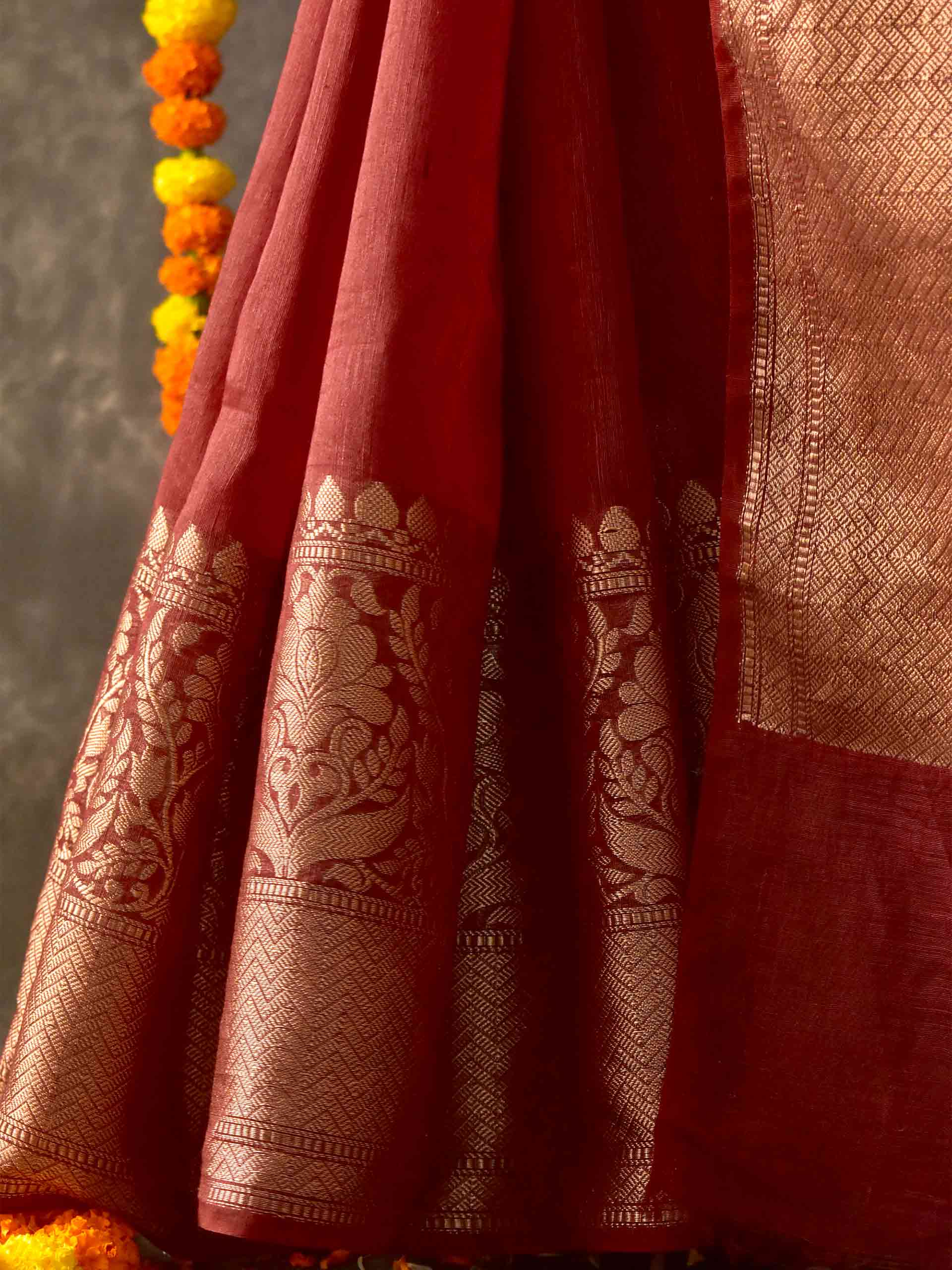Mitwa - Linen zari Saree
