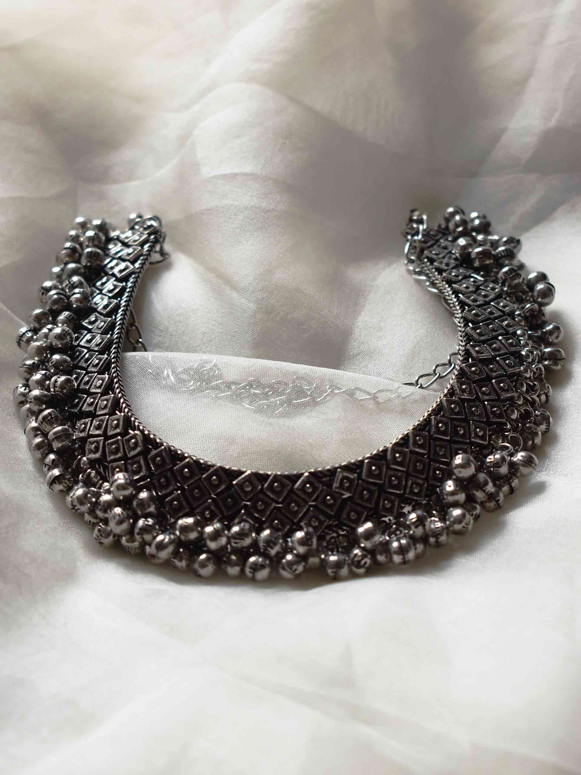Umr - Oxidized ghungroo Choker
