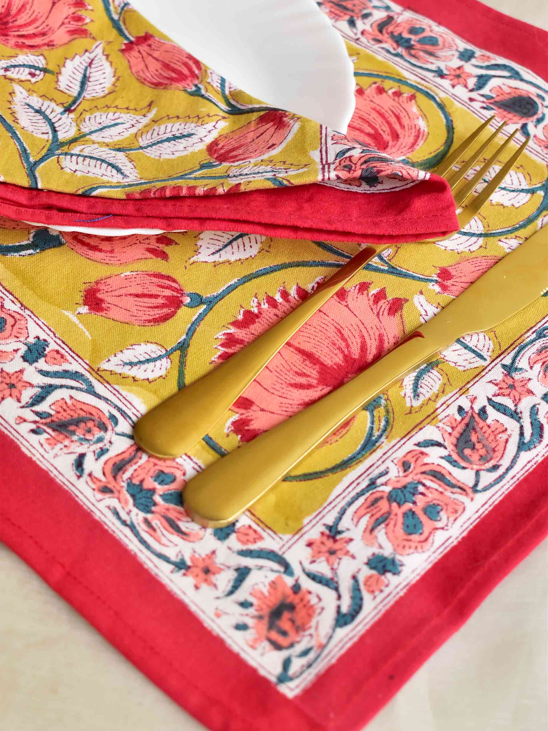 Peeli - Table mat and napkin set of 6