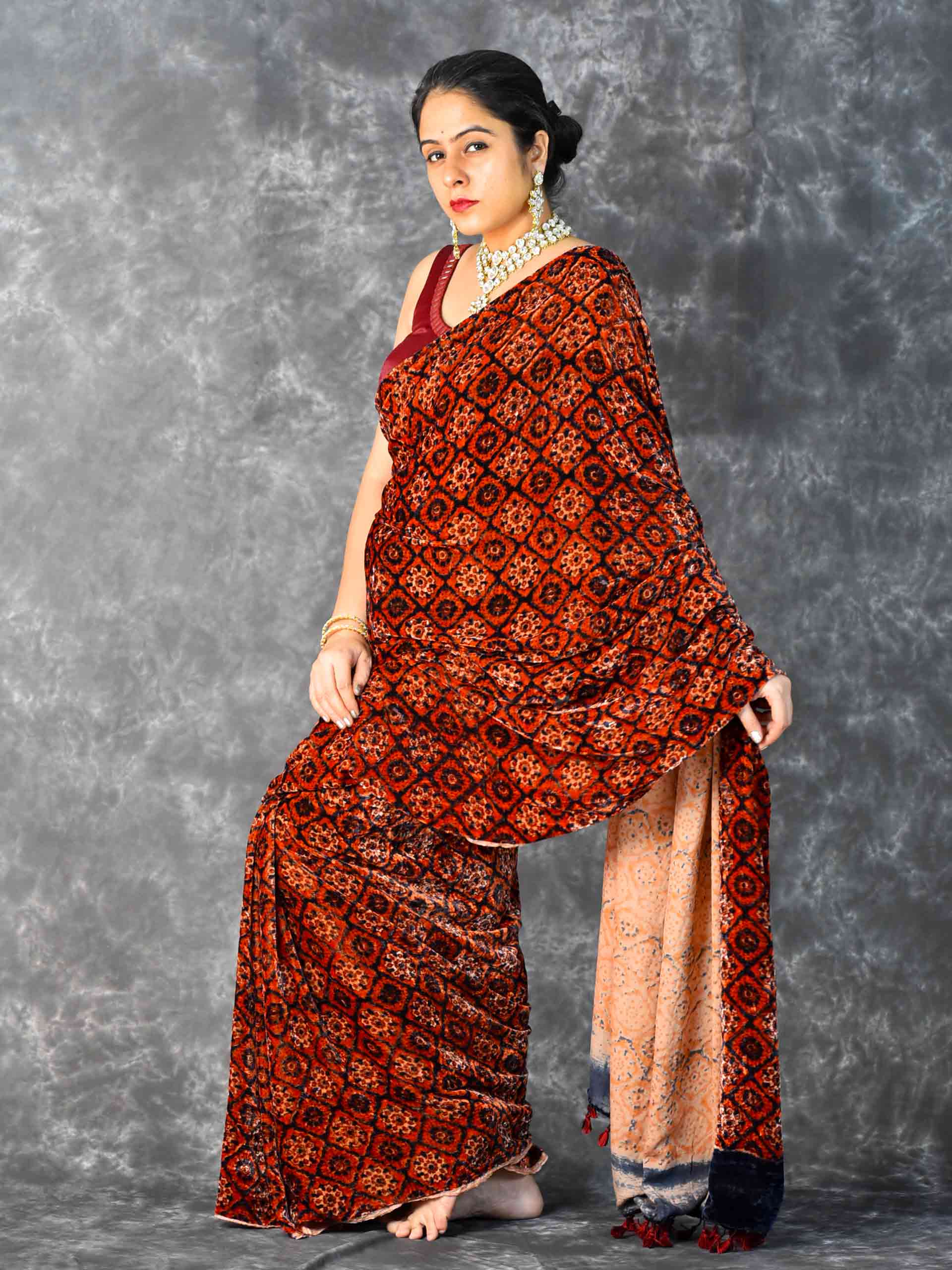 Buy Velvet Saree Online