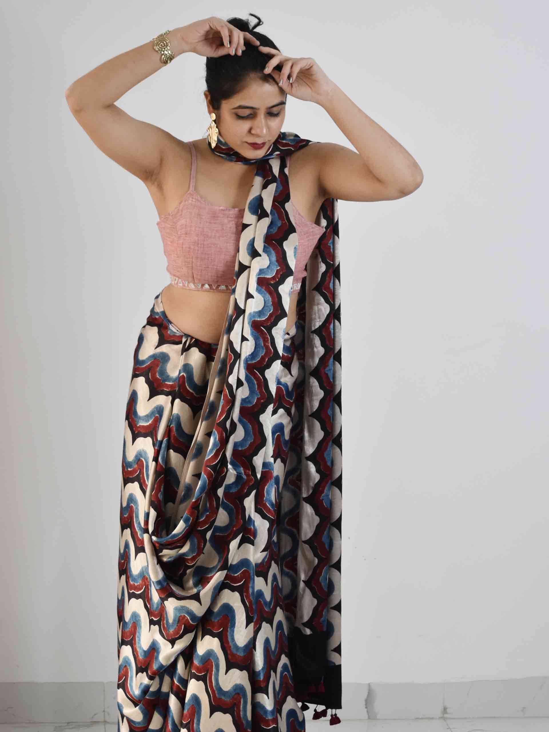 Muqarnas - White Ajrakh Mashru Silk Saree