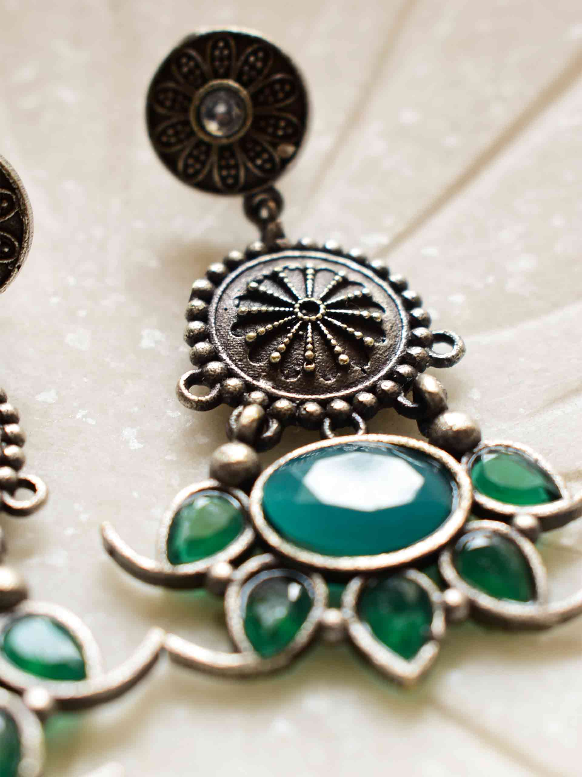 Hara Kamal - Earrings