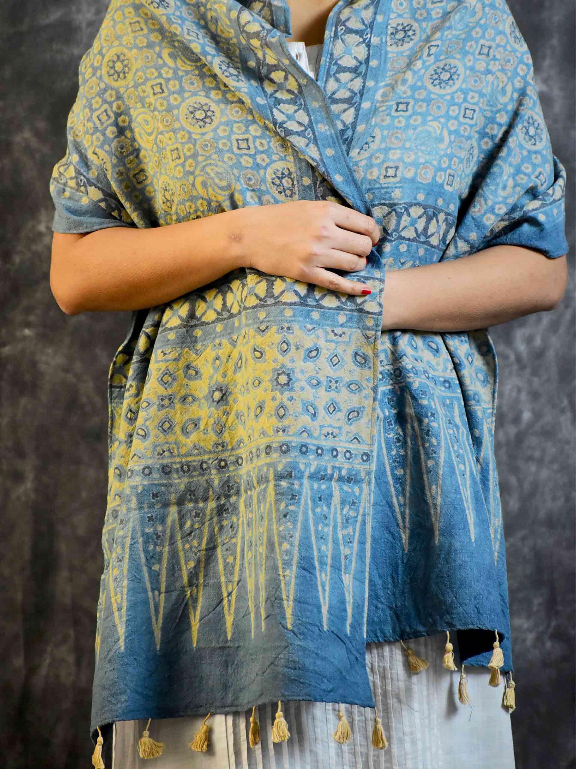 Buy Shawls Online