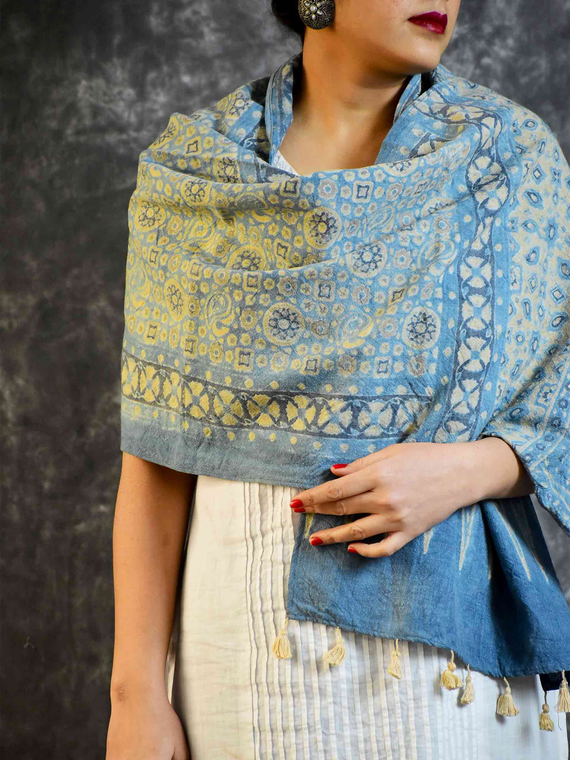 Buy Shawls Online