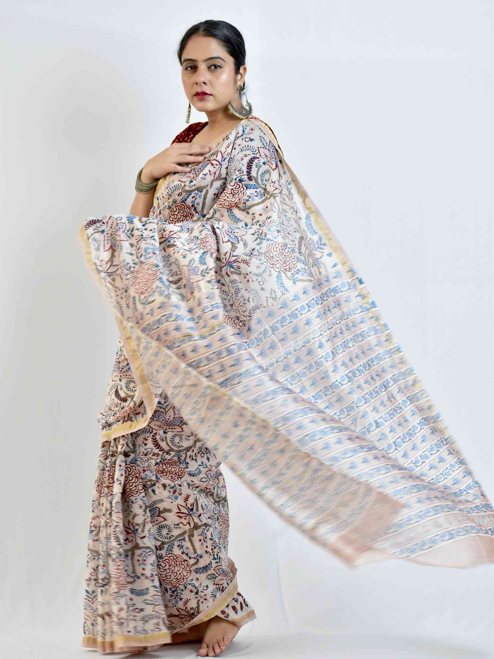 Muskura - Dabu Chanderi silk saree