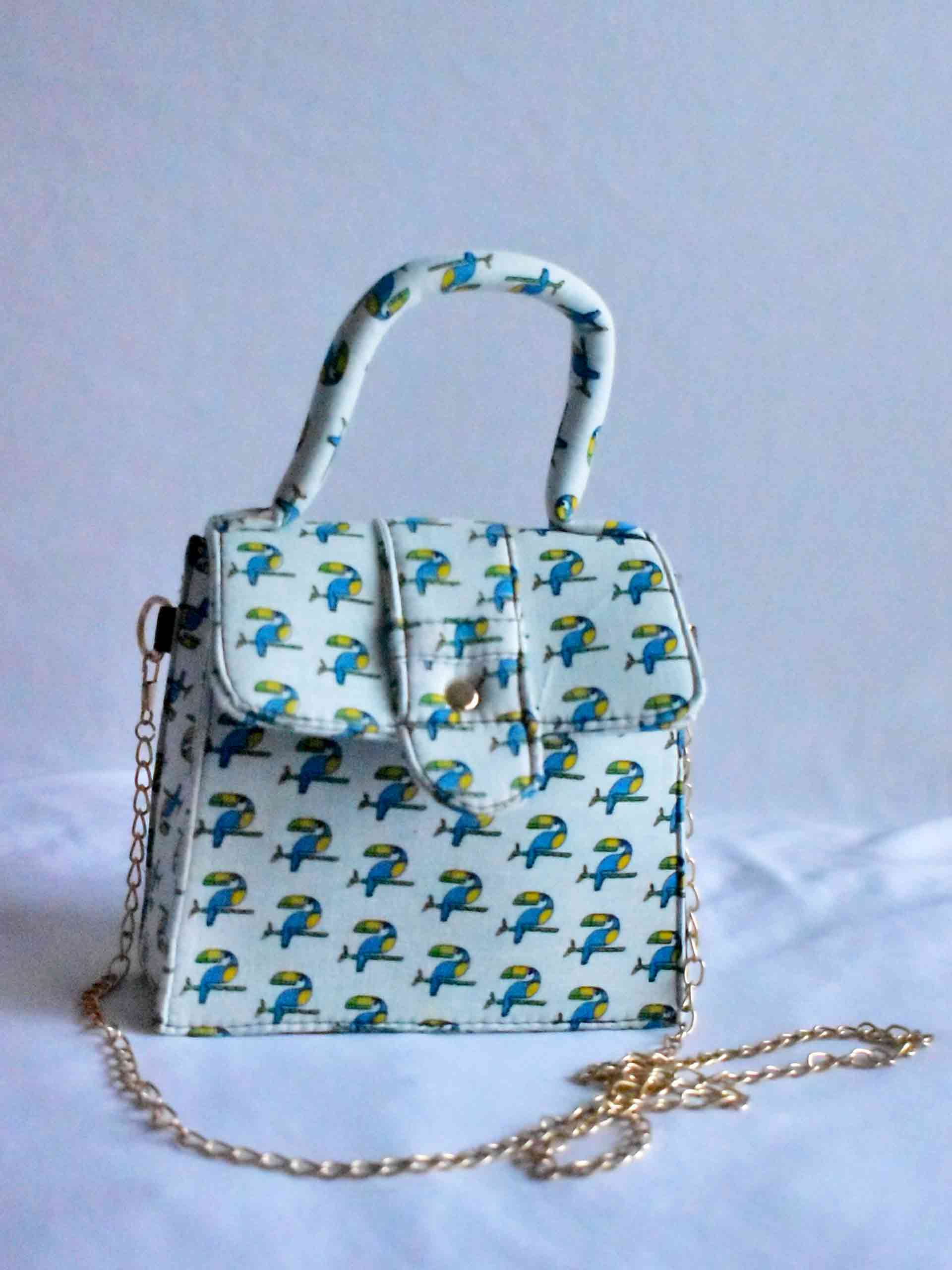 Pelican bird -  Cotton bag