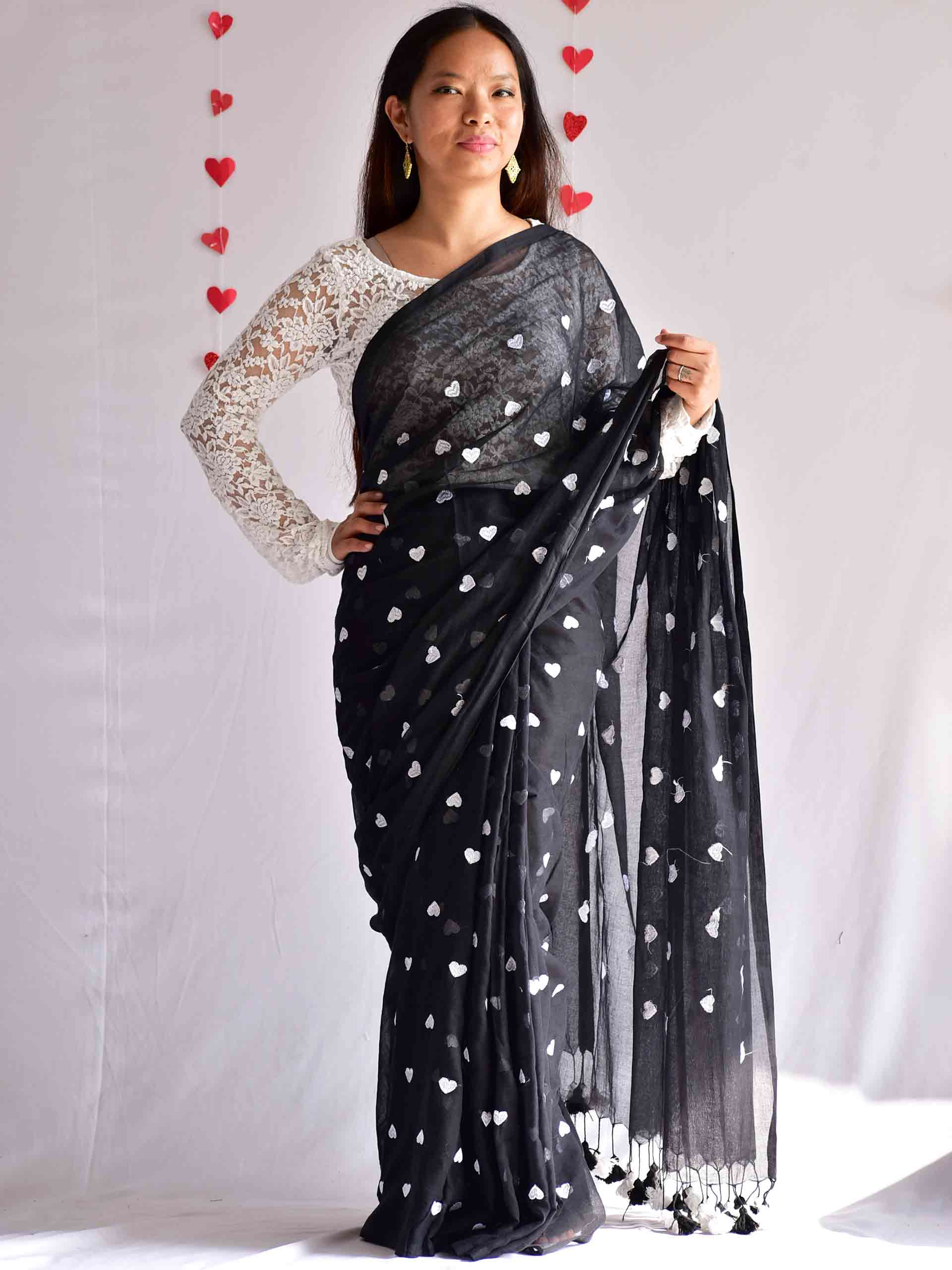 Sri devi - mul cotton embroidered saree