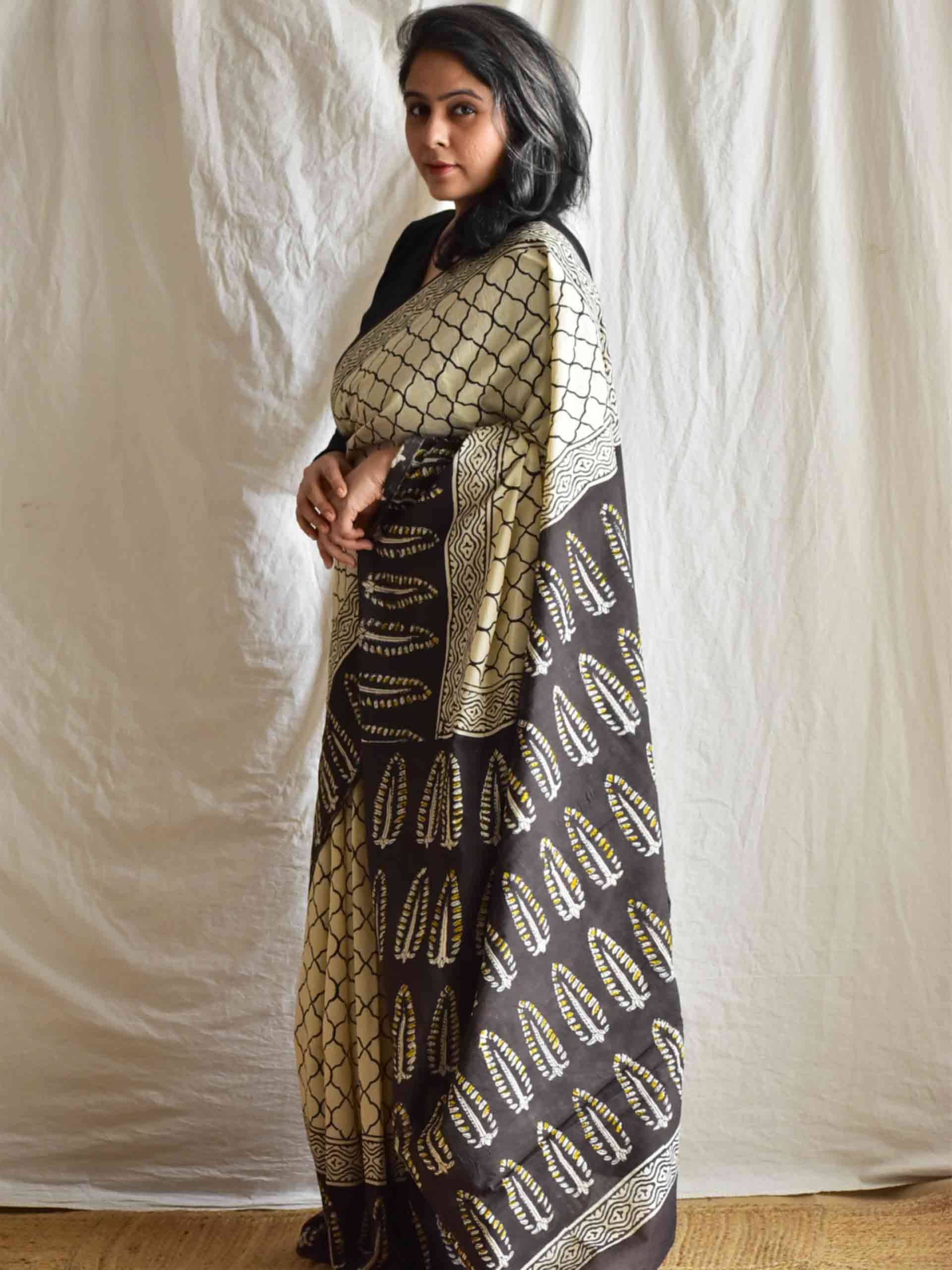 dark tales - Dabu cotton saree