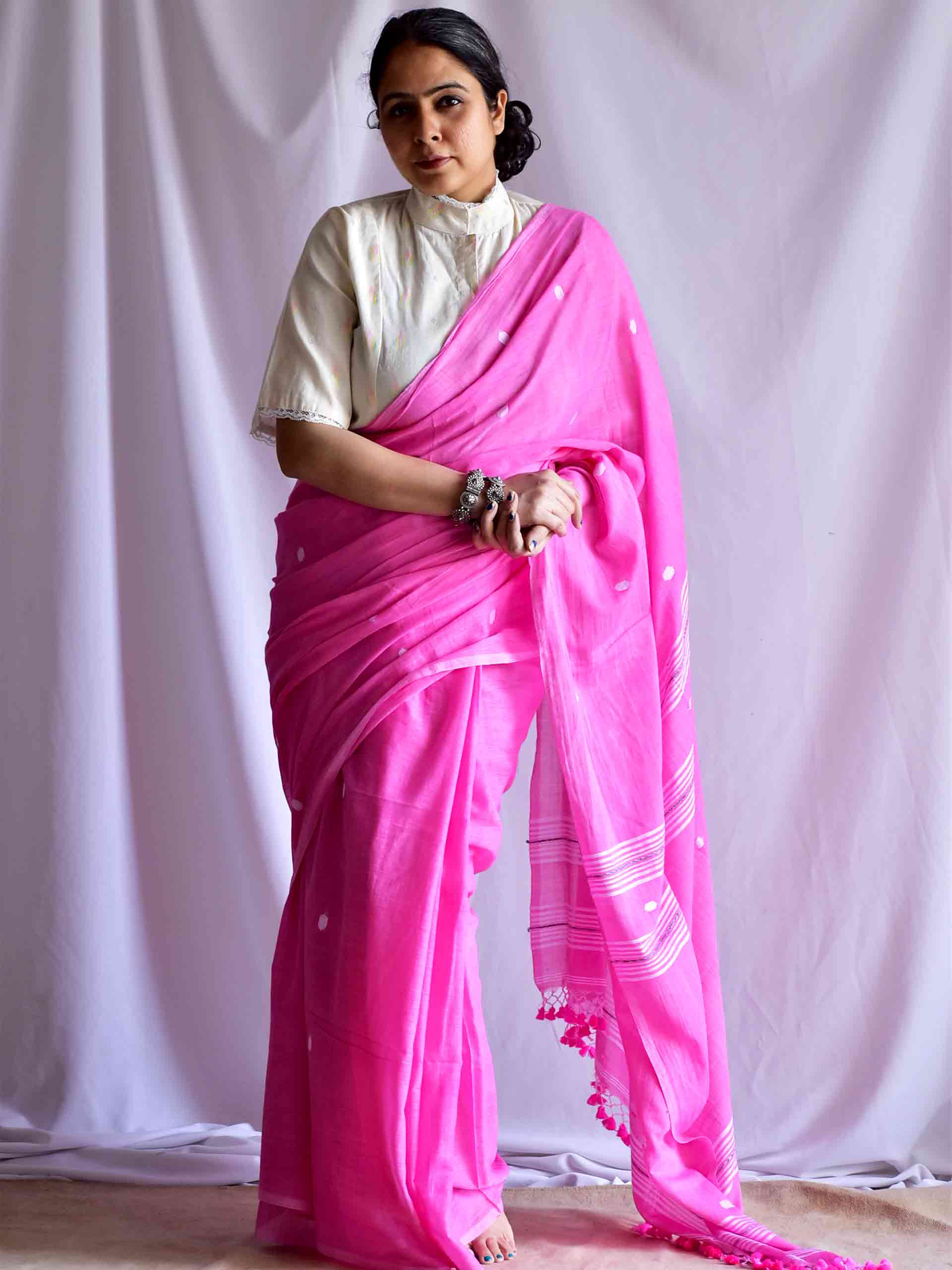 gulaal - handloom Jamdani mul cotton saree