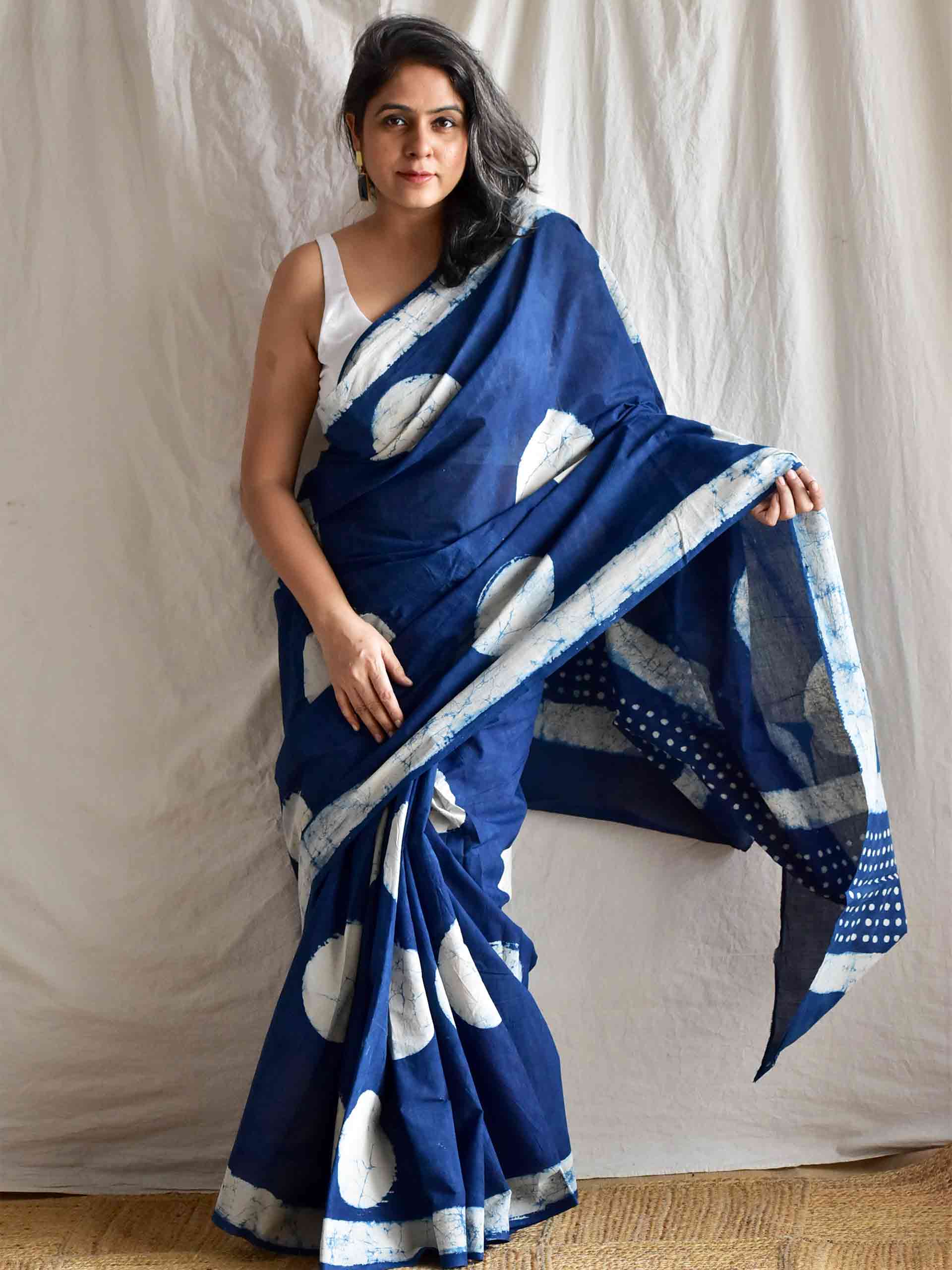 Moon shot - Dabu cotton saree