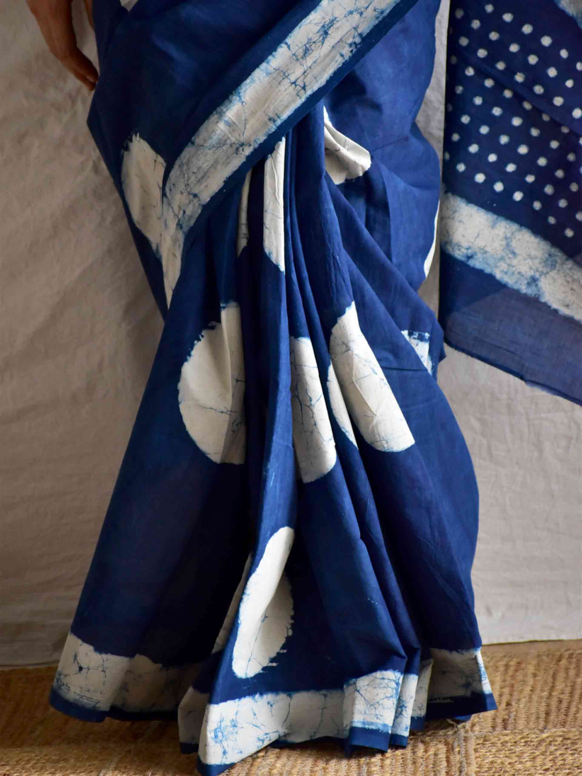 Moon shot - Dabu cotton saree