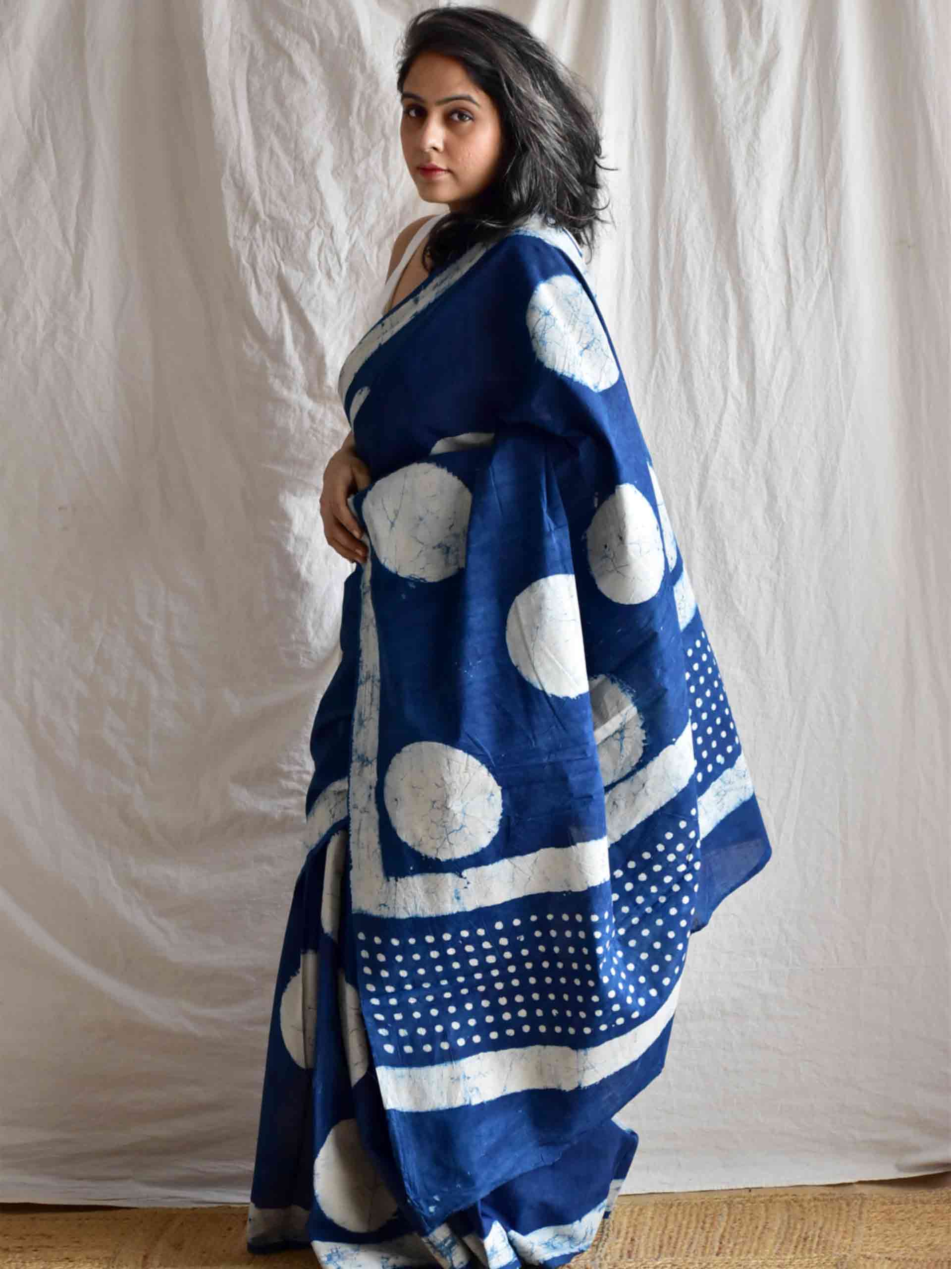 Moon shot - Dabu cotton saree