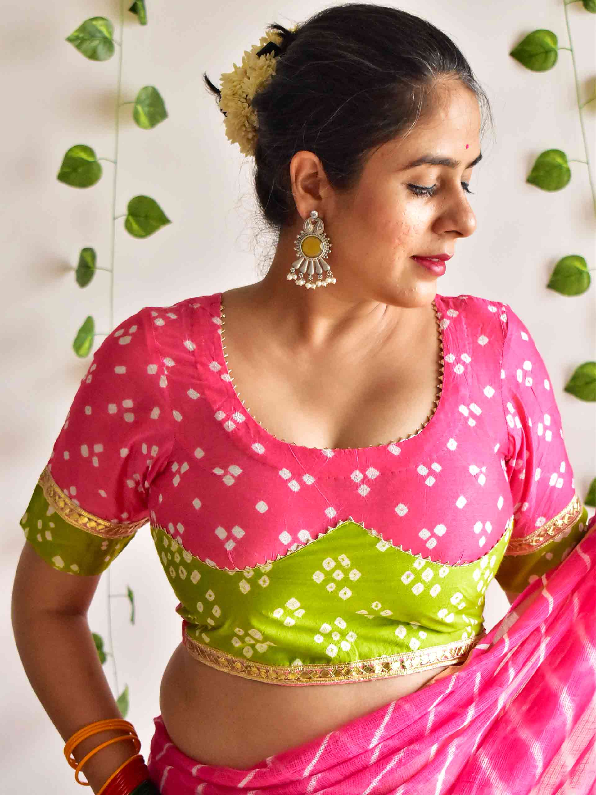 UD060- Handloom Chanderi silk Bandhani Blouse