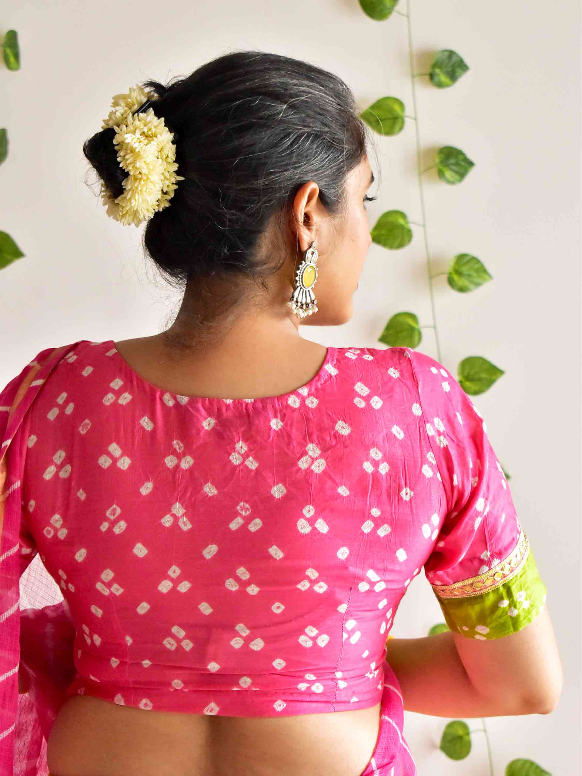 UD060- Handloom Chanderi silk Bandhani Blouse