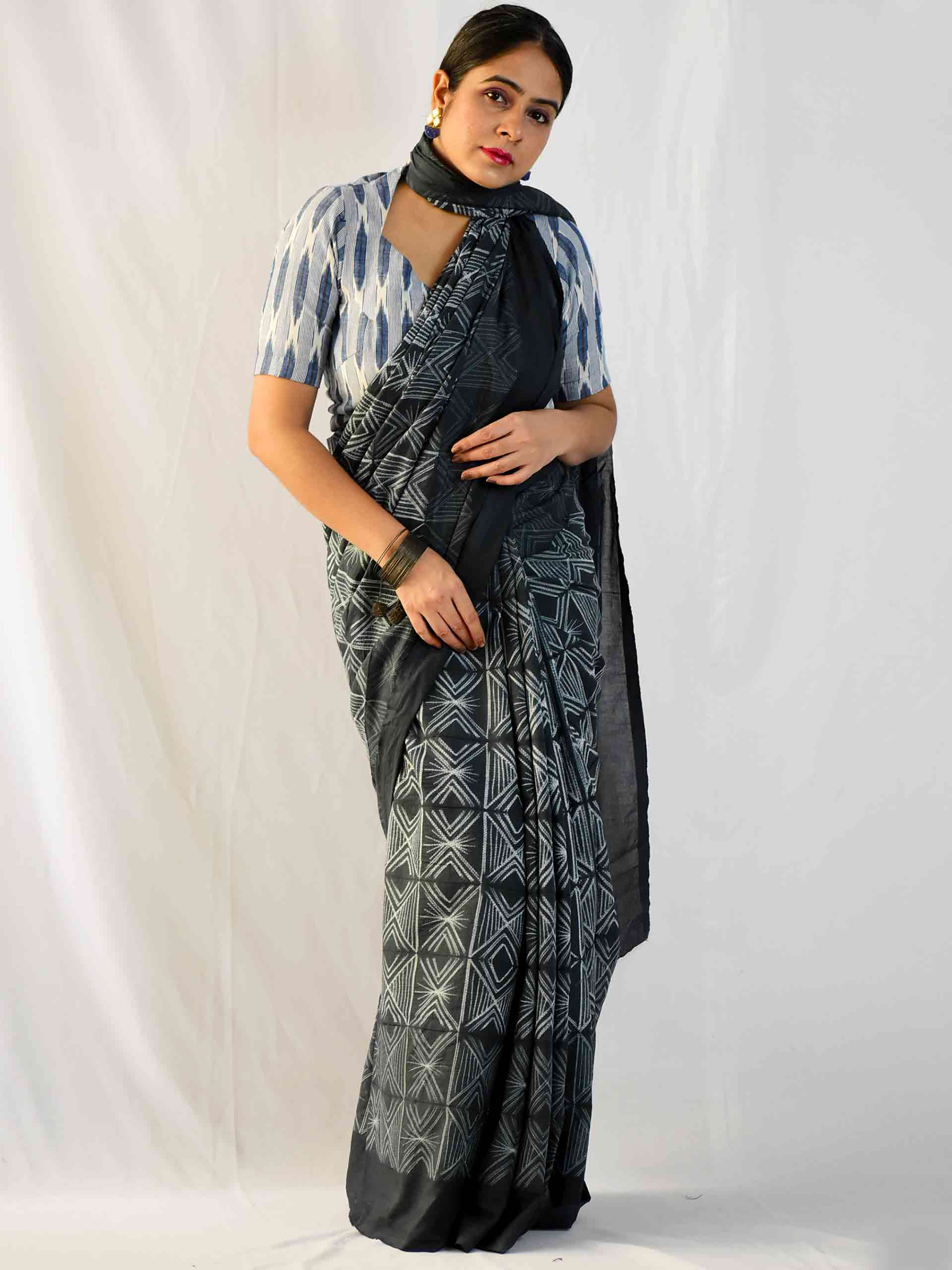 UD002 - Shibori mul saree