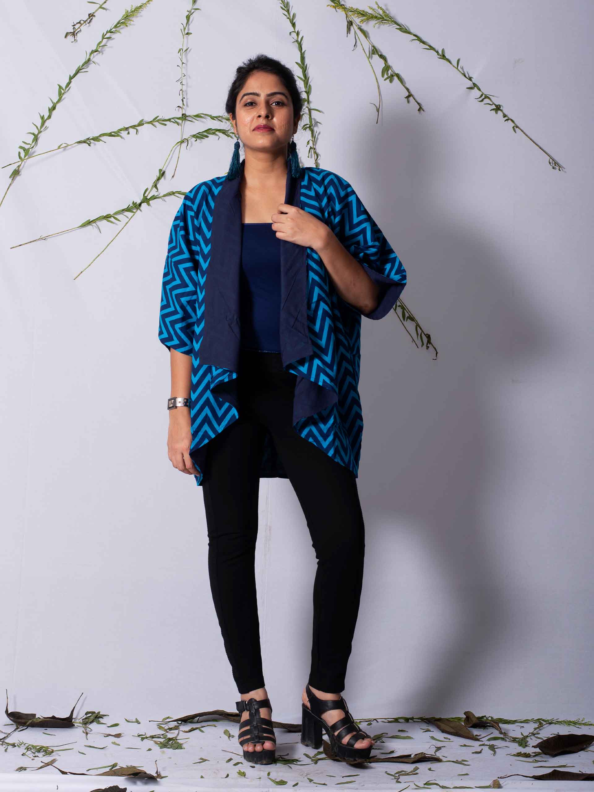 Lapis - Reversible Shrug