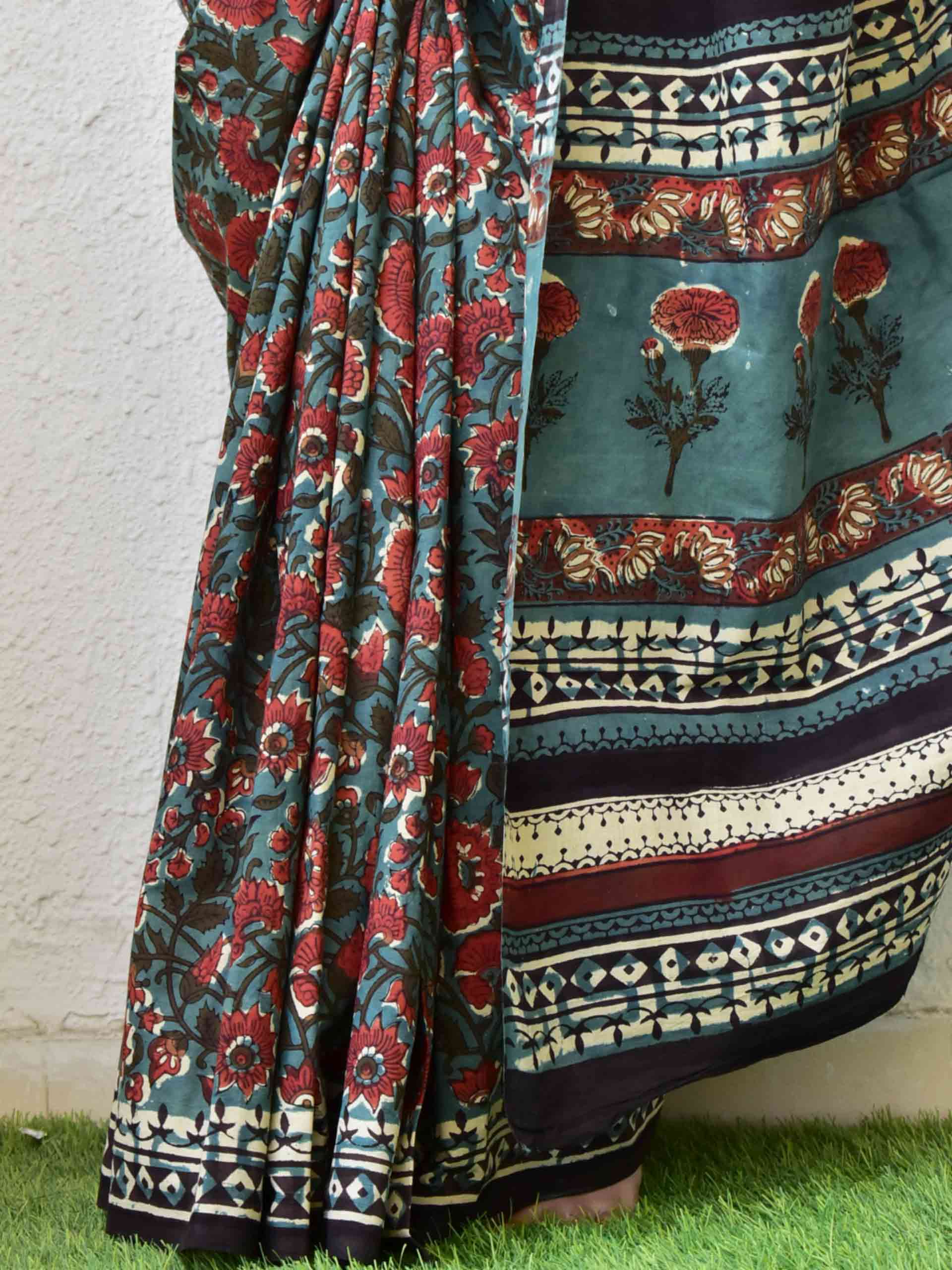 Buy Dabu hand block printed cotton saree Online