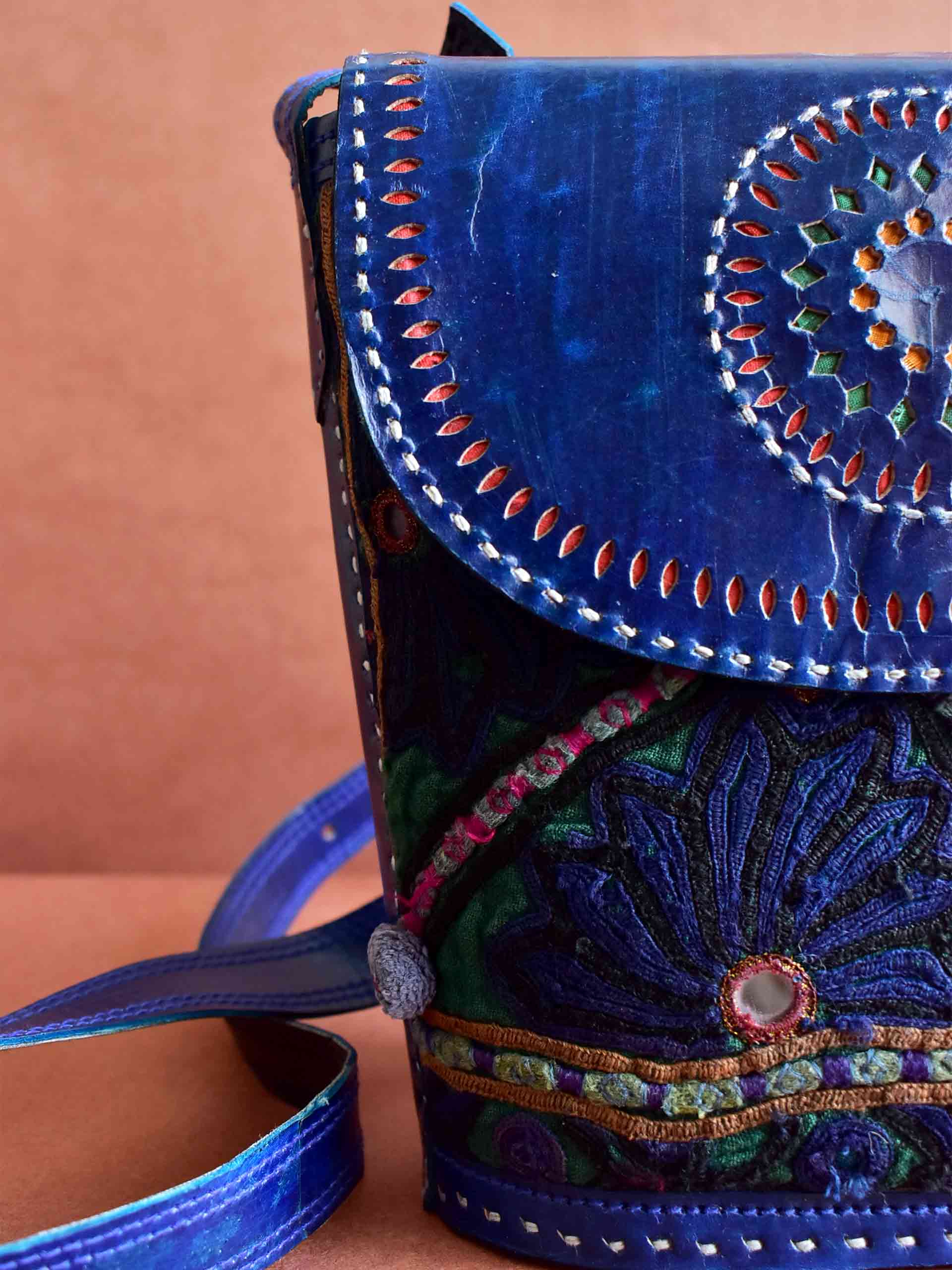 Dreamy night - leather hand embroidered bag
