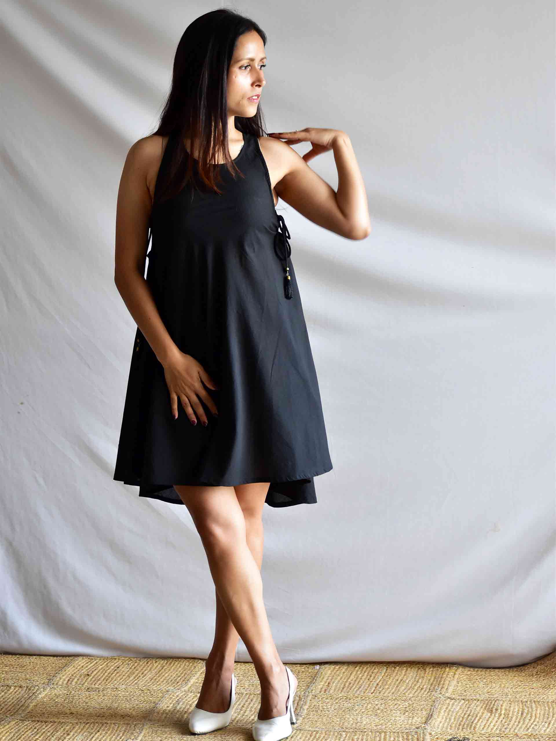 Amelia - Tie Knot Short Dress