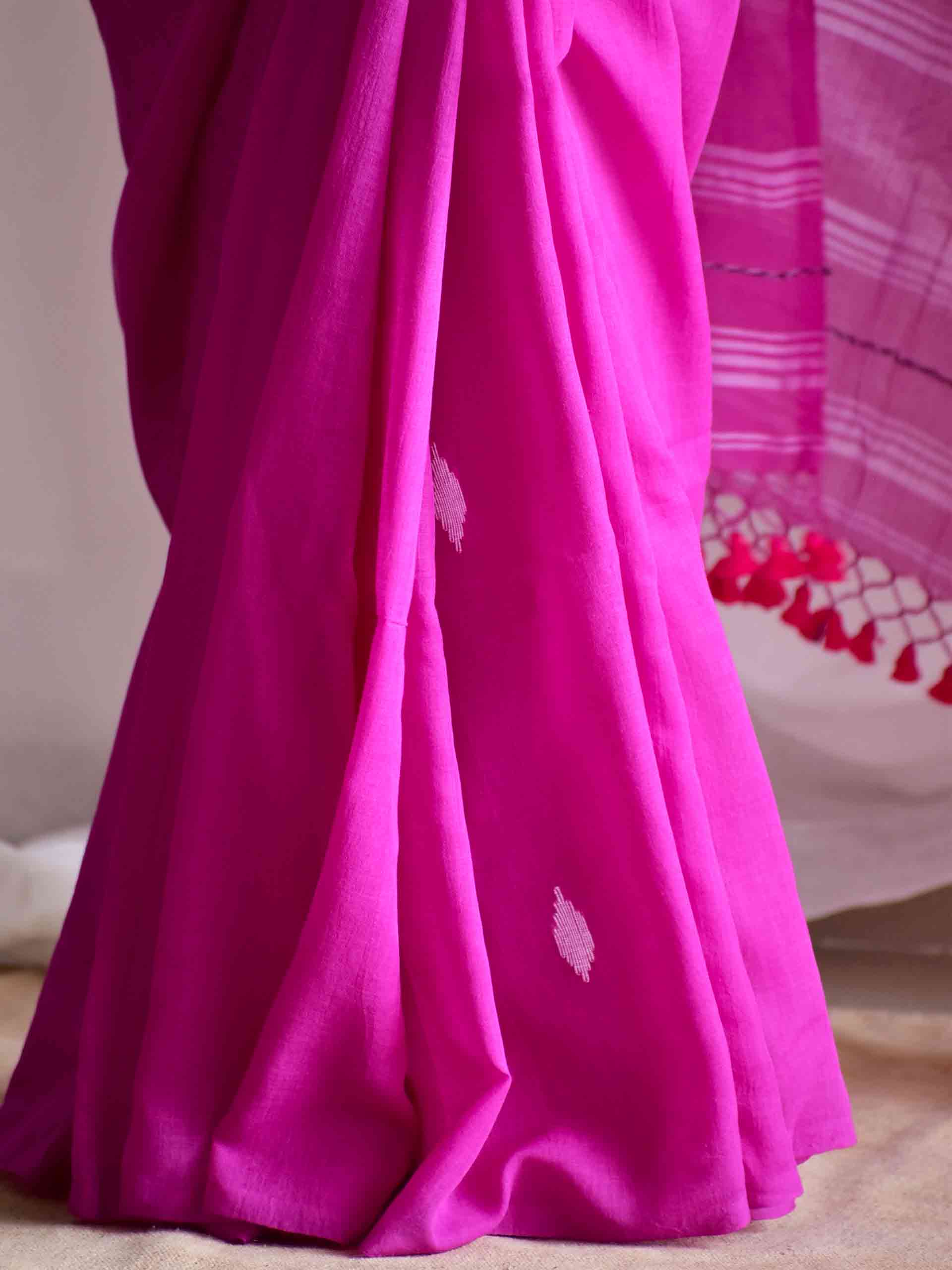 Mridang- handloom Jamdani mul cotton saree