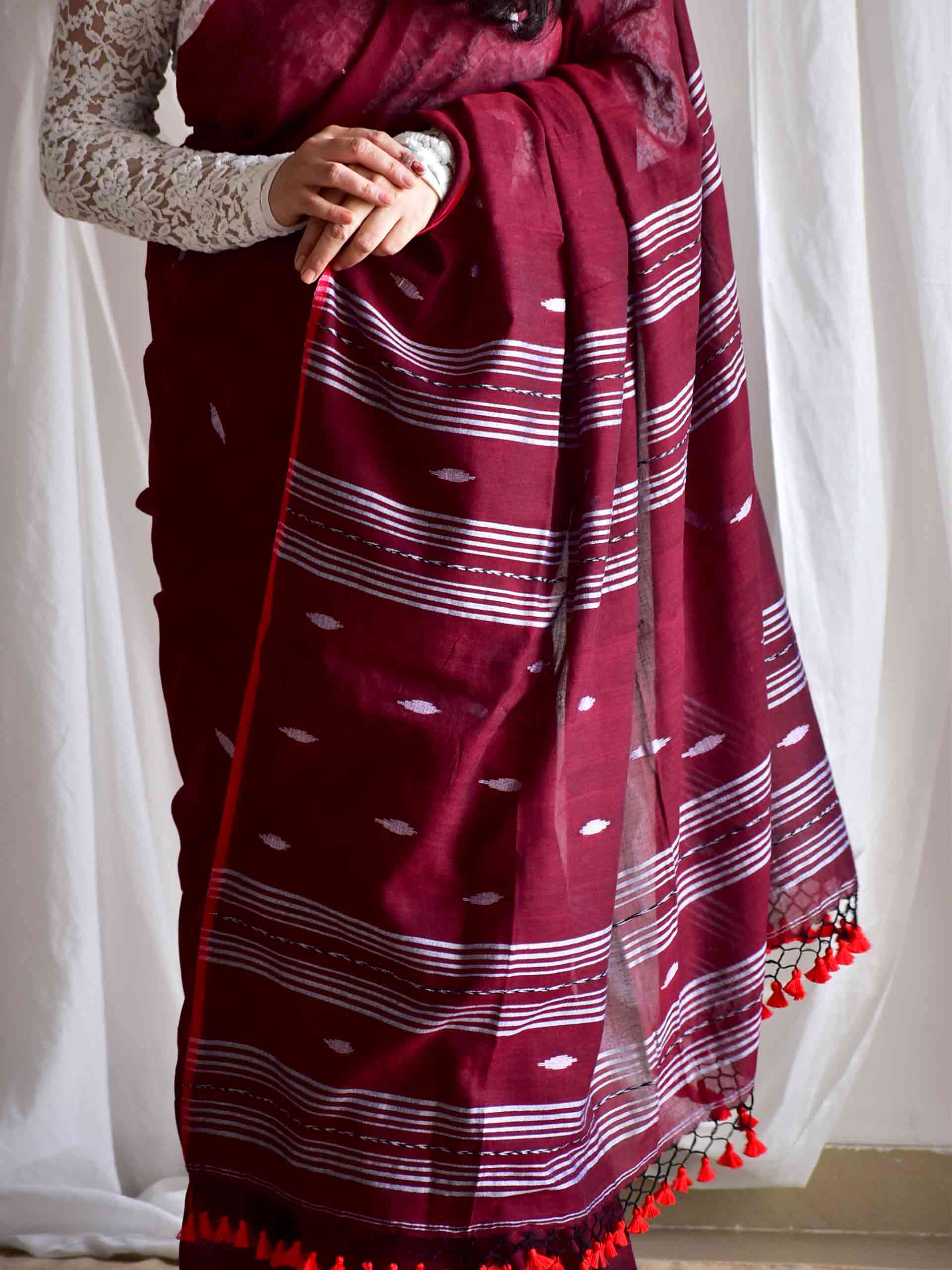 Mogra - handloom Jamdani mul cotton saree