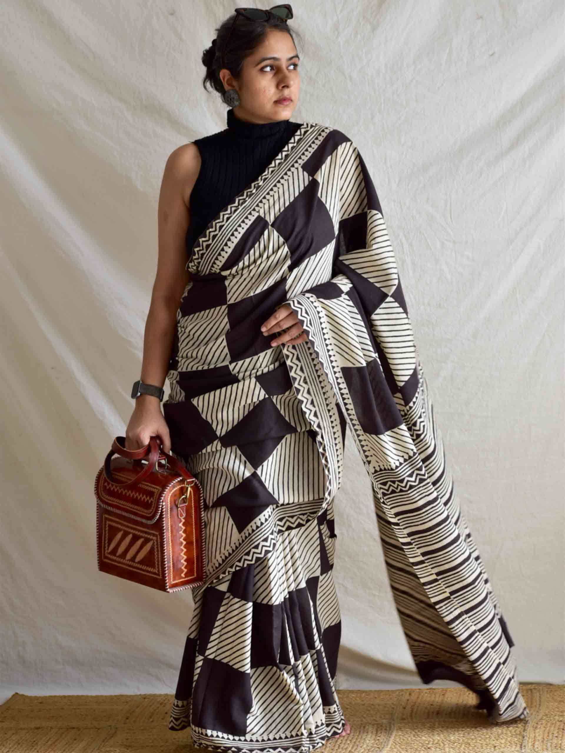 Boardroom women - Mul cotton saree