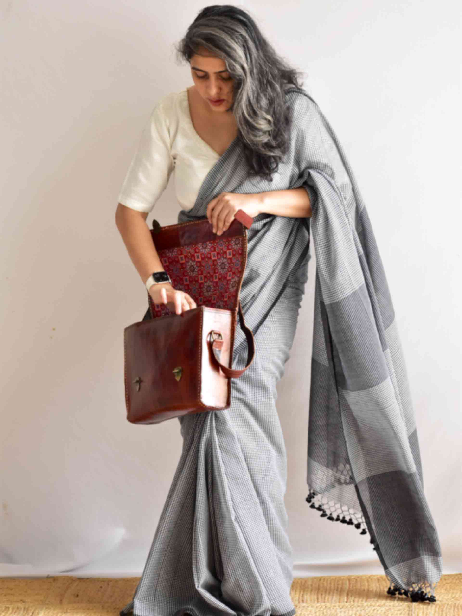 Akash - checkered Mul cotton saree