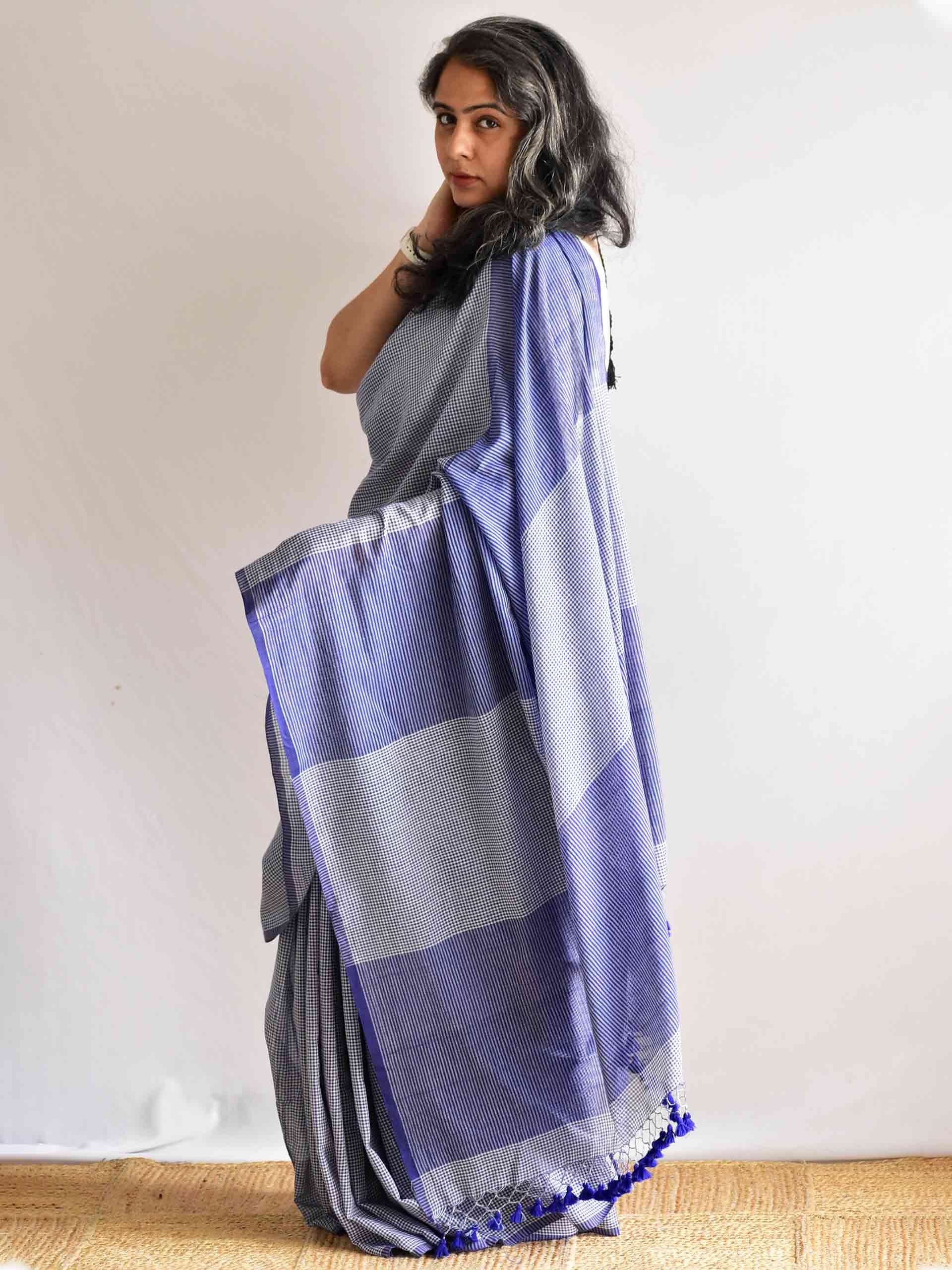 Amber - checkered Mul cotton saree