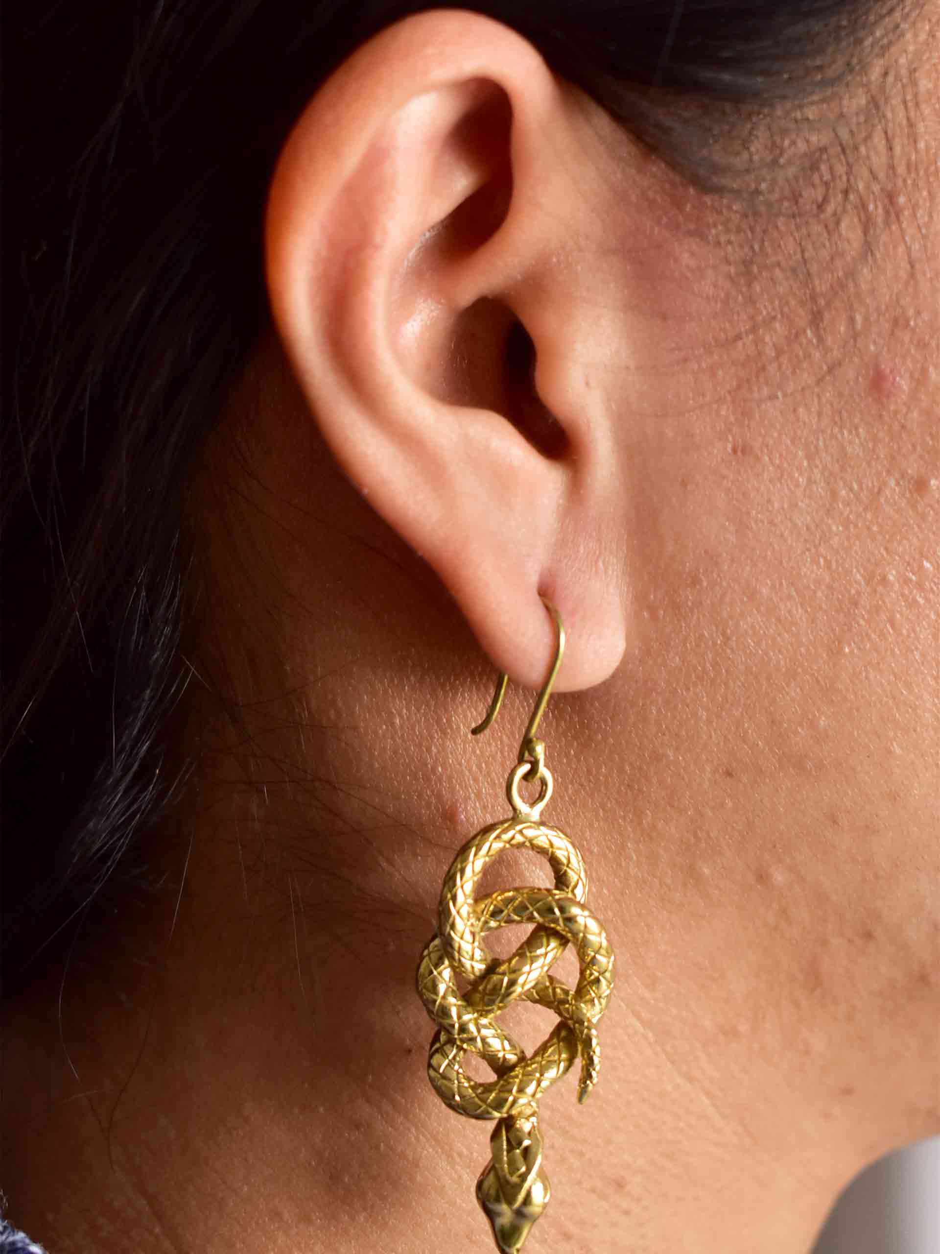 Snake Diva - Earrings