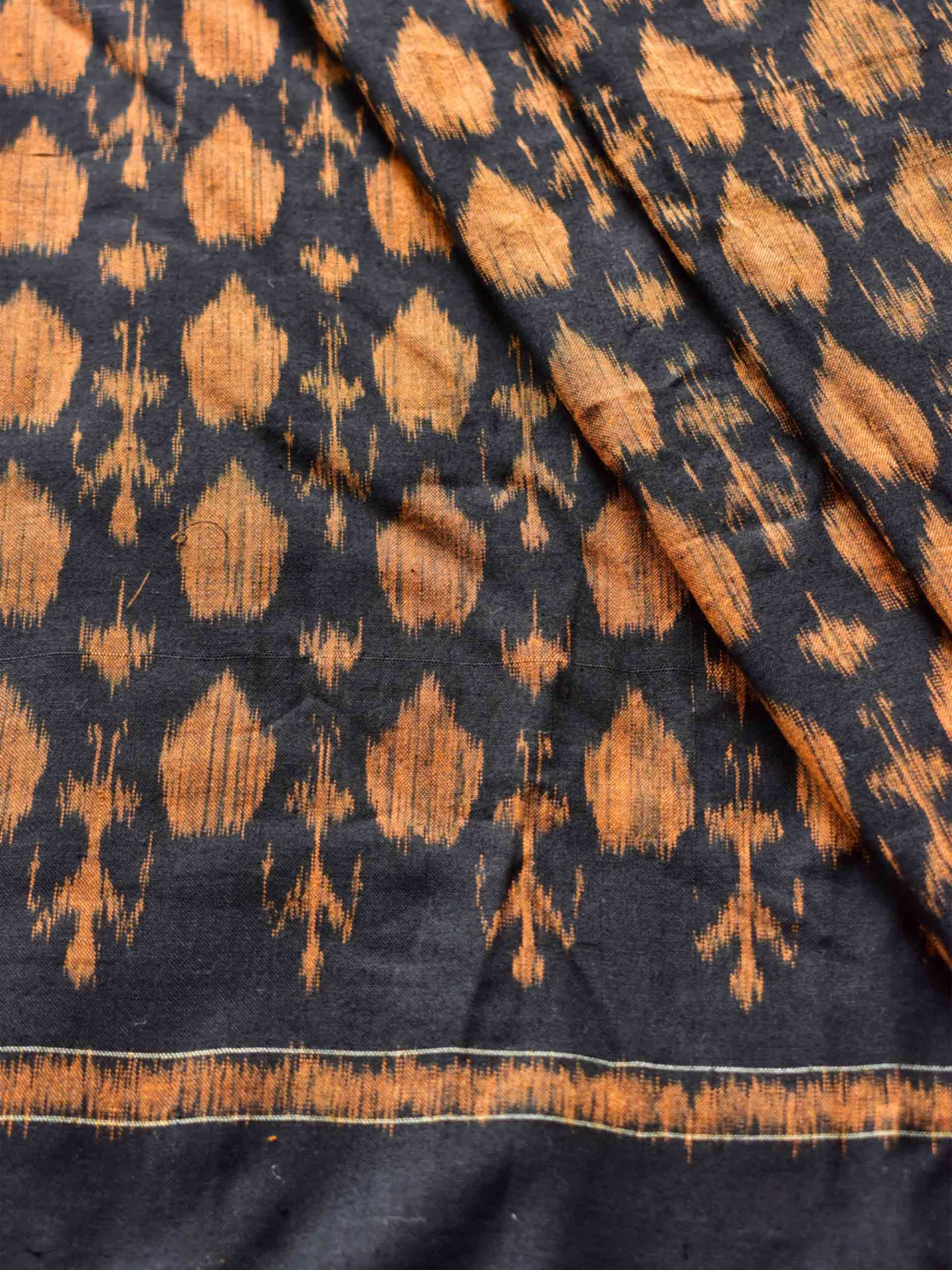 Magic - Ikat handwoven cotton fabric 1650 per meter